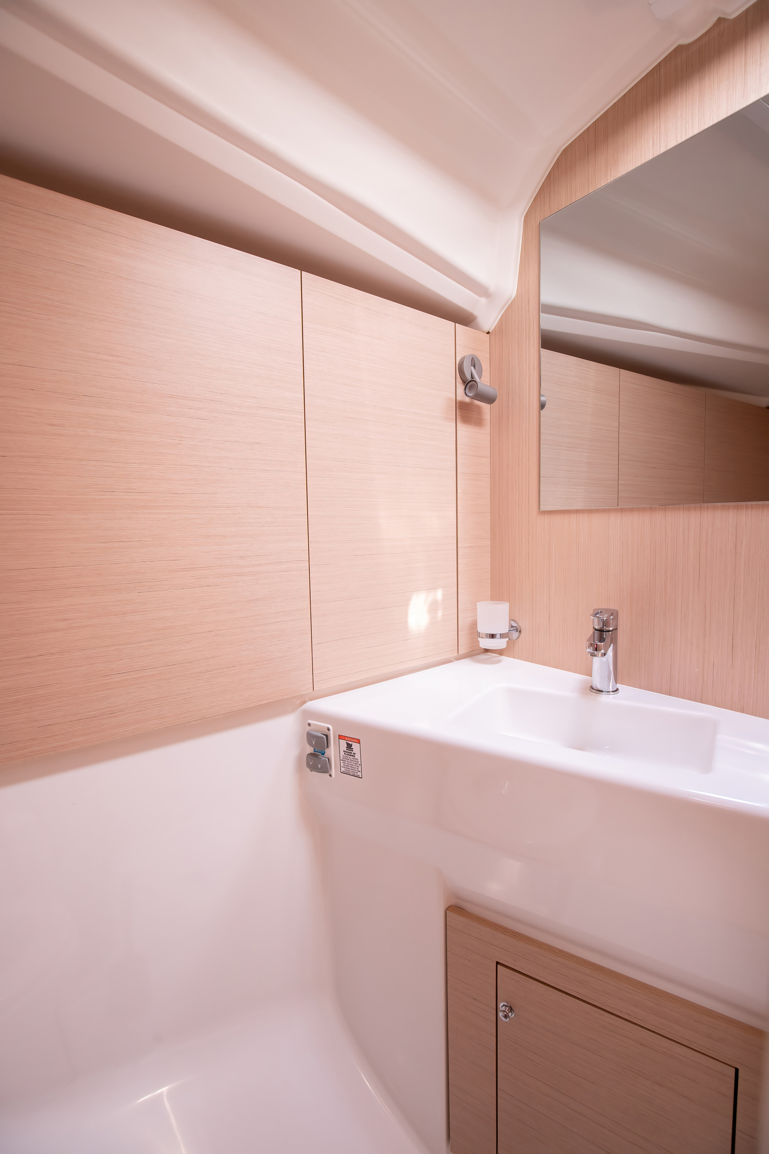 Oceanis 40.1 — photo 11
