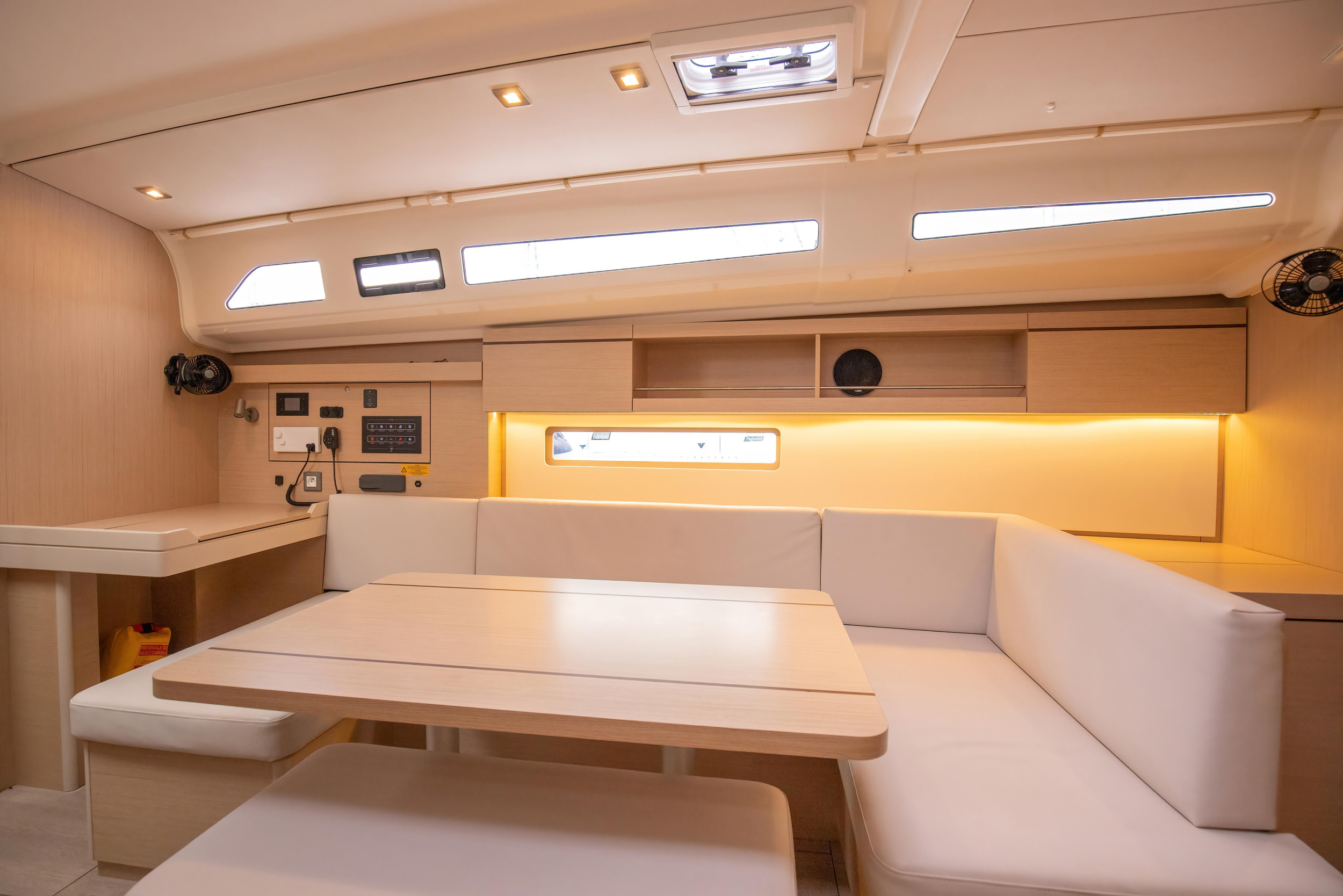 Oceanis 40.1 — photo 22