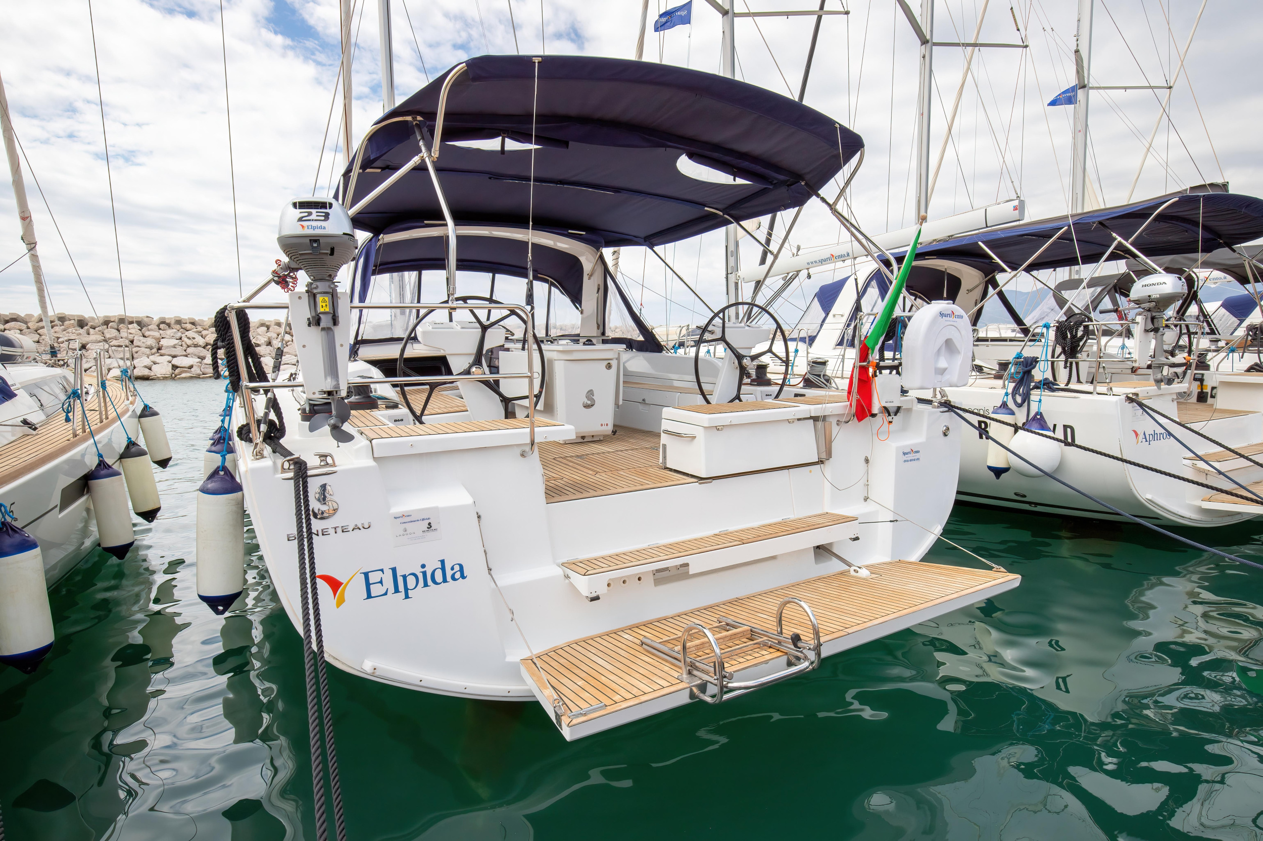 Oceanis 51.1 — photo 39