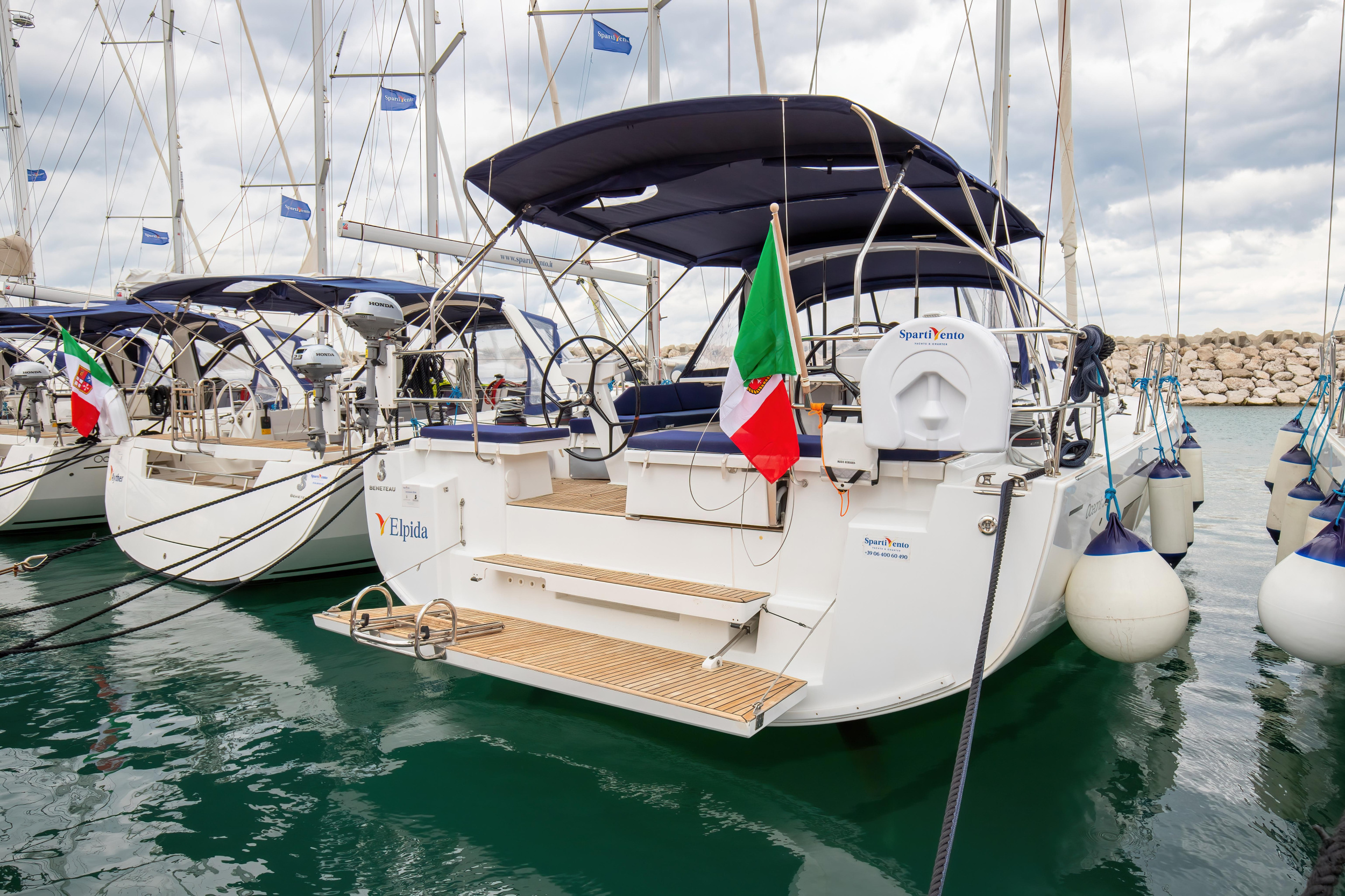 Oceanis 51.1 — photo 13