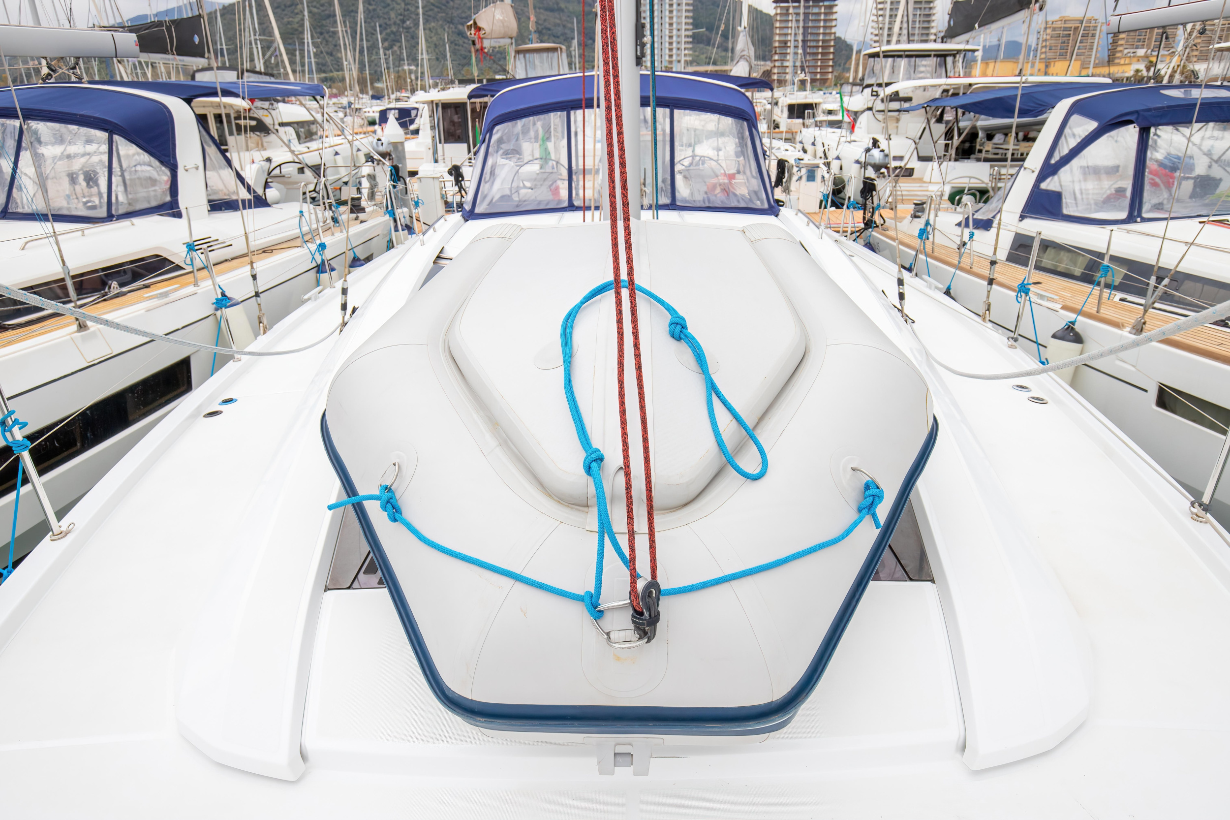 Oceanis 51.1 — photo 20