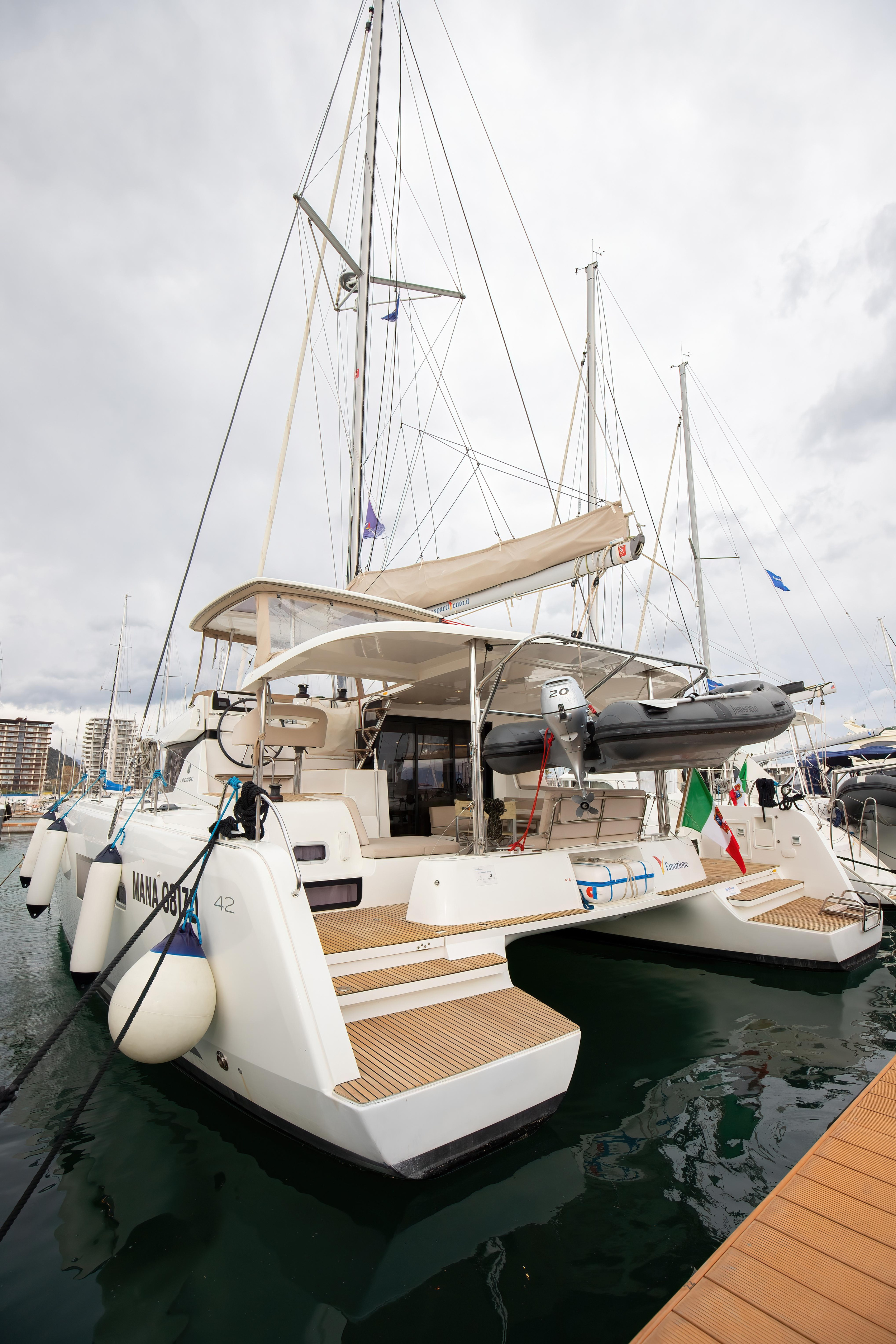 Lagoon 42 — photo 23
