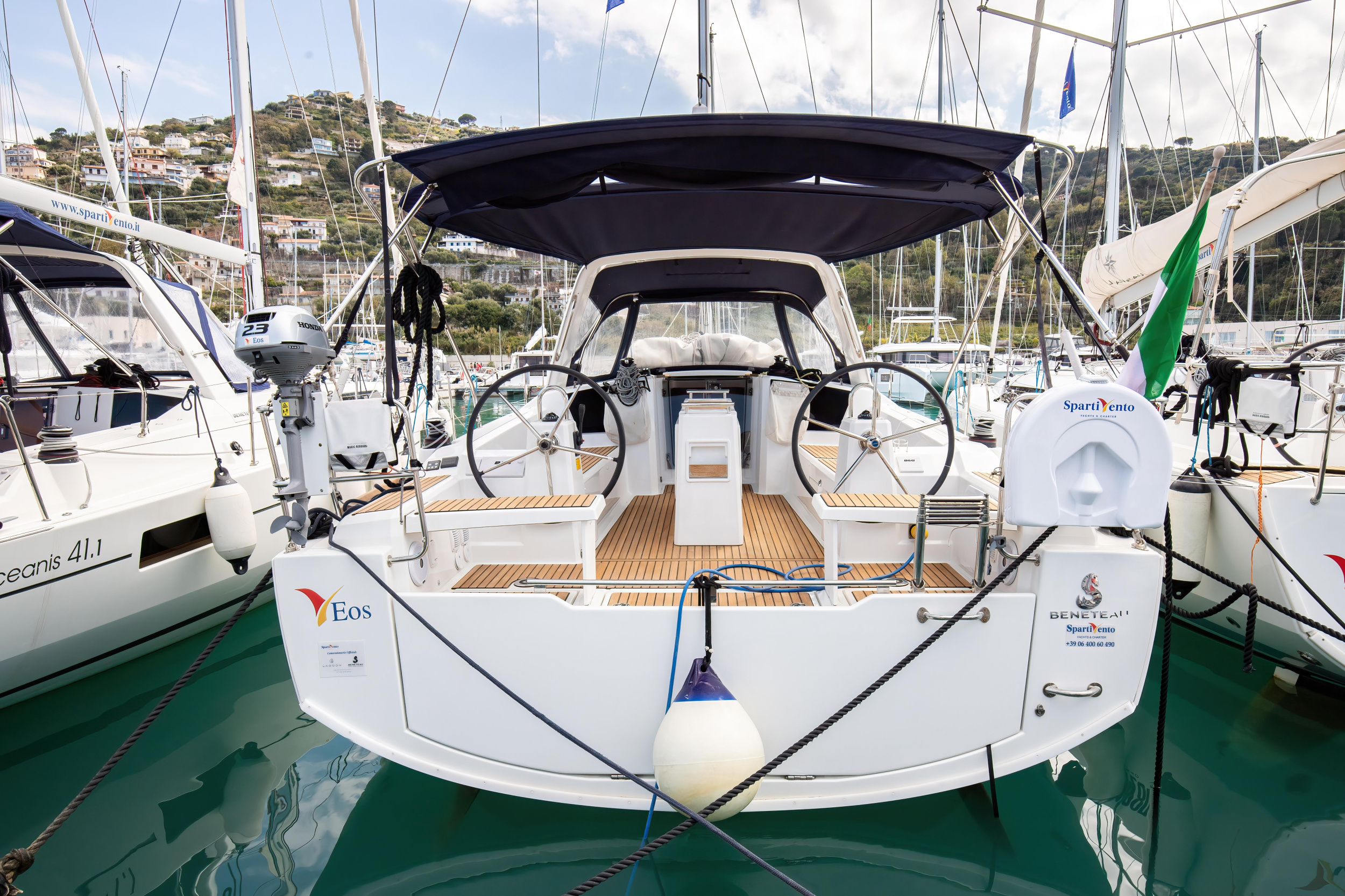 Oceanis 38.1 — photo 25