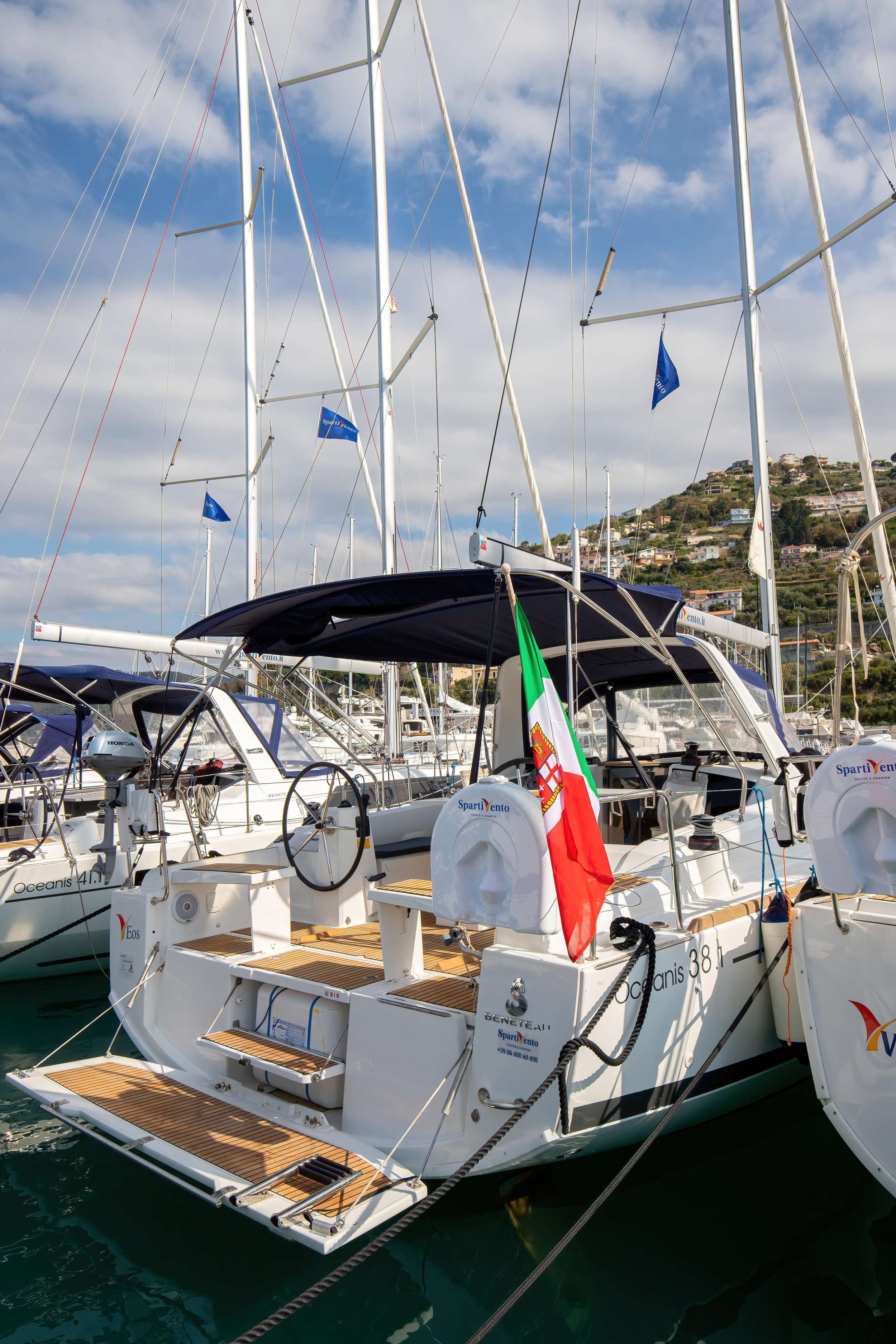 Oceanis 38.1 — photo 12