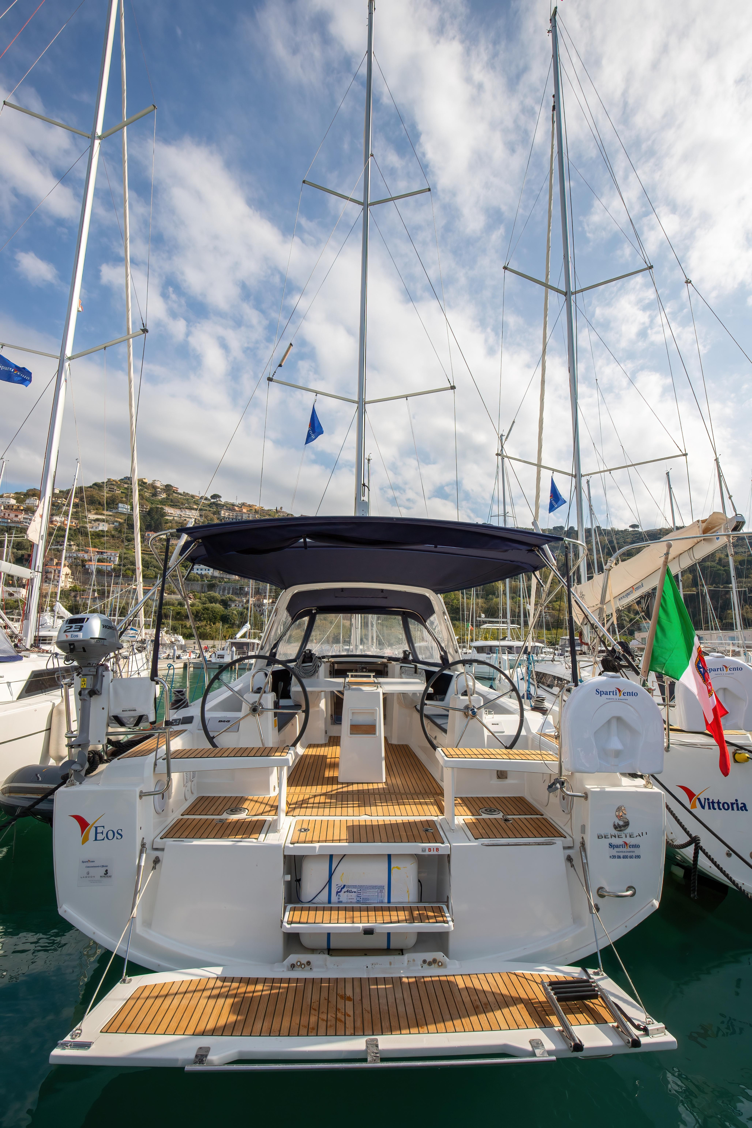 Oceanis 38.1 — photo 13