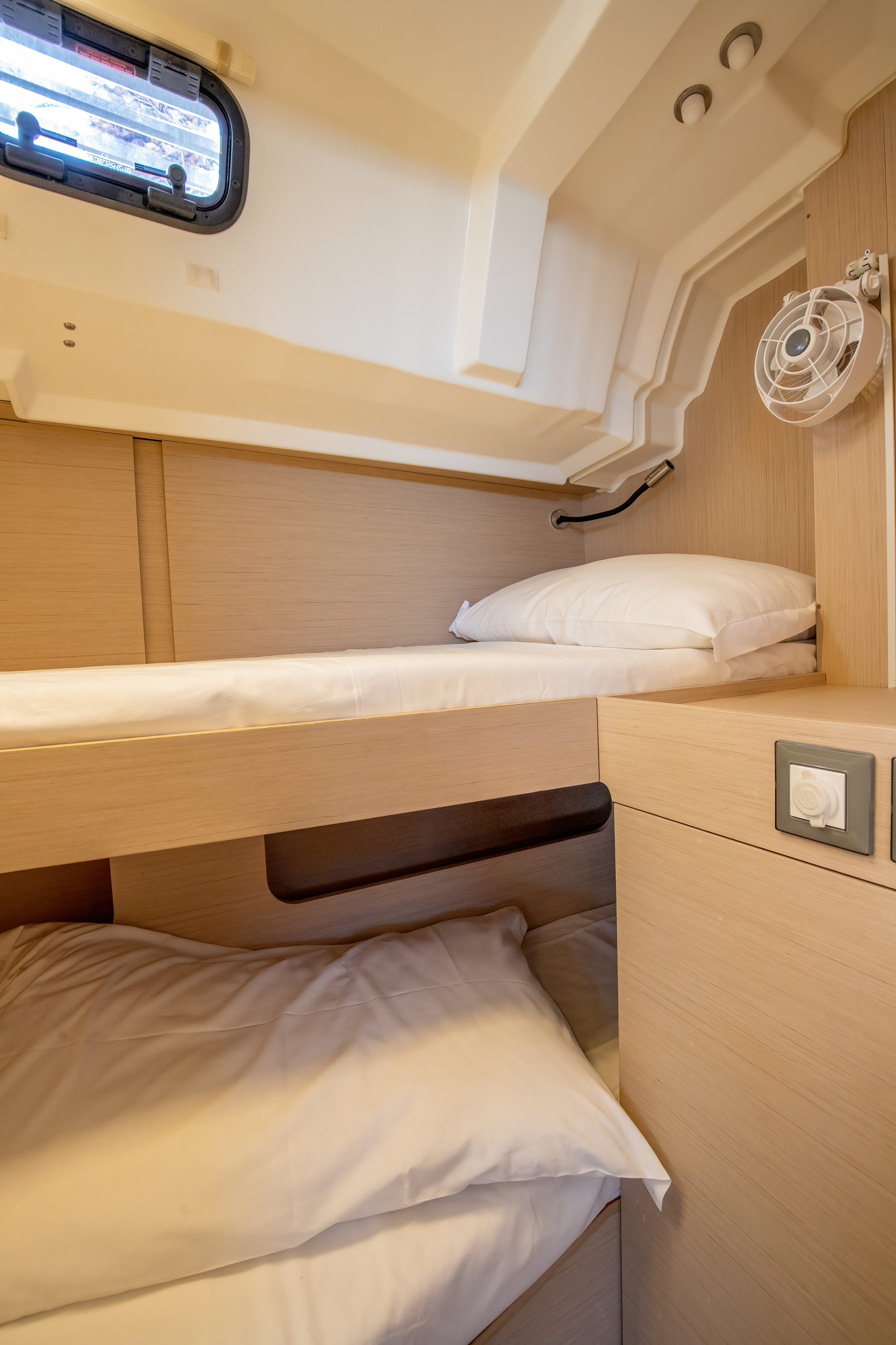 Oceanis 46.1 (5 cab) — photo 5