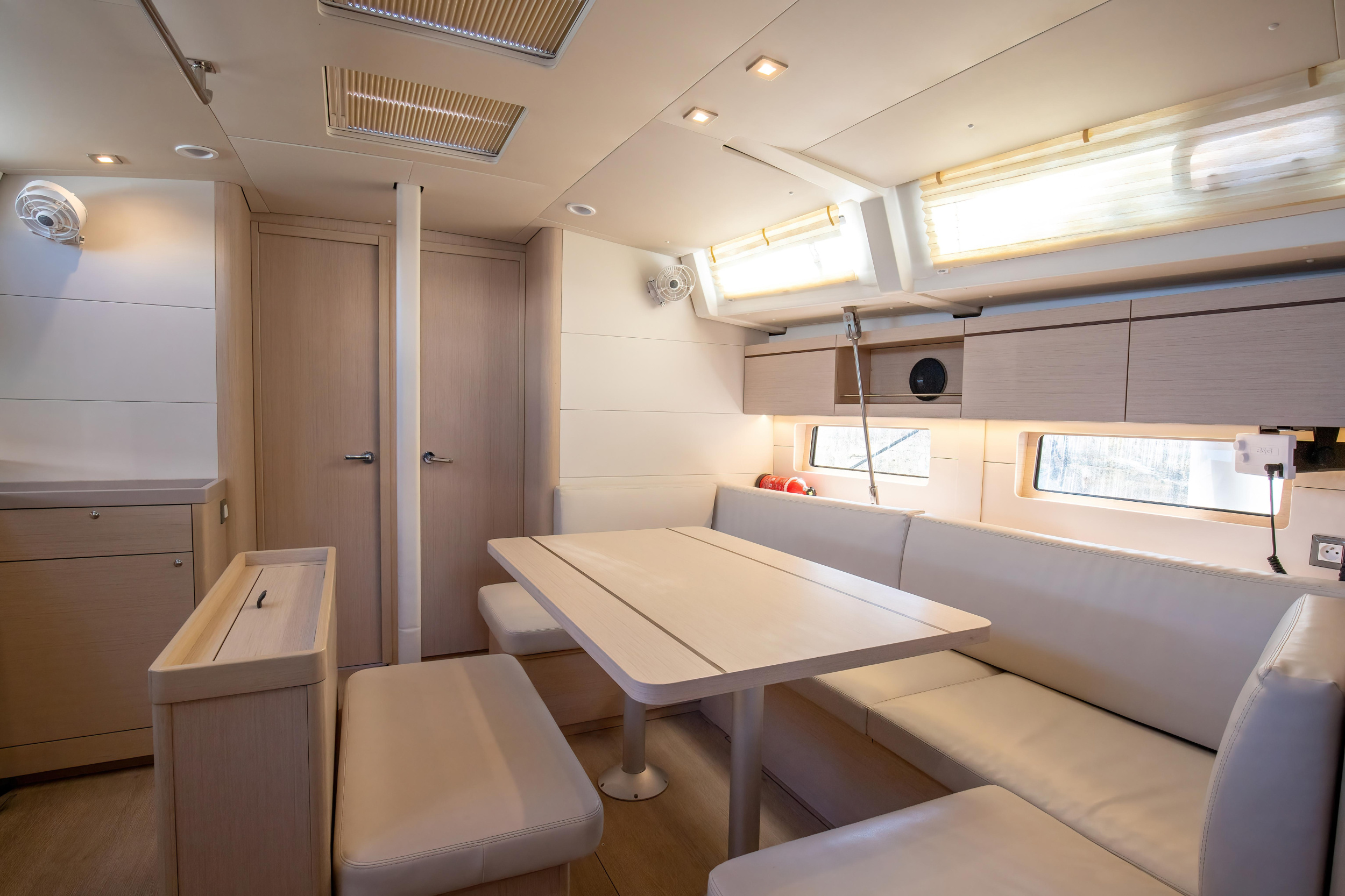 Oceanis 46.1 (5 cab) — photo 23