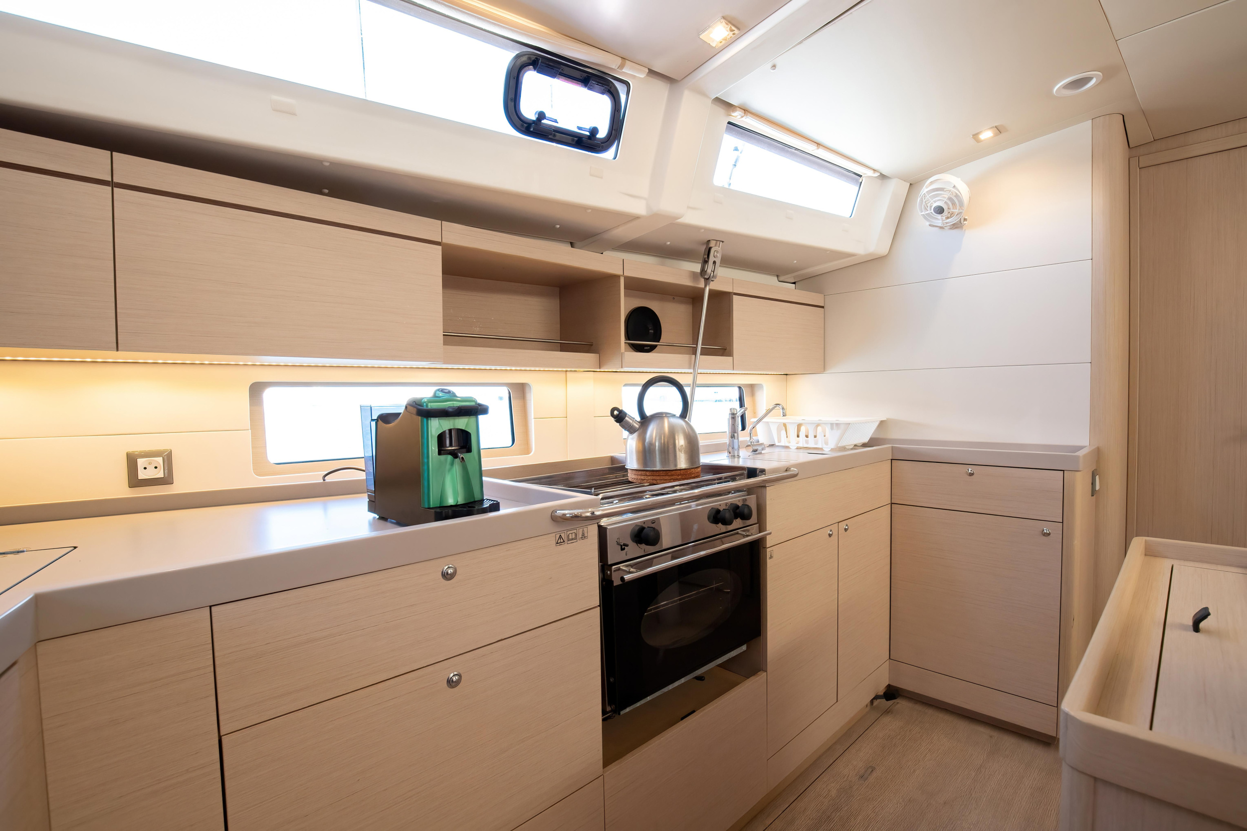 Oceanis 46.1 (5 cab) — photo 13