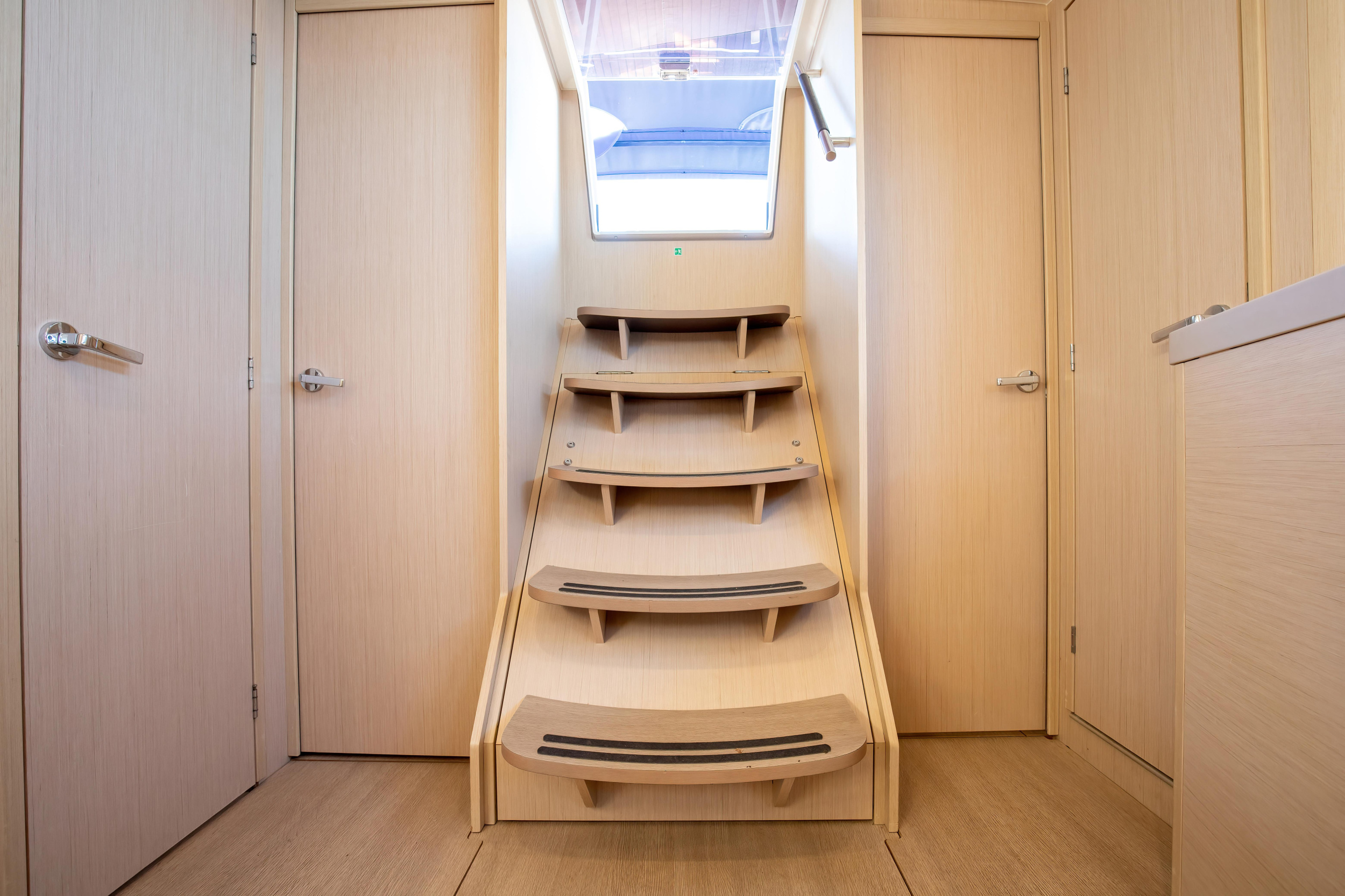 Oceanis 46.1 (5 cab) — photo 21