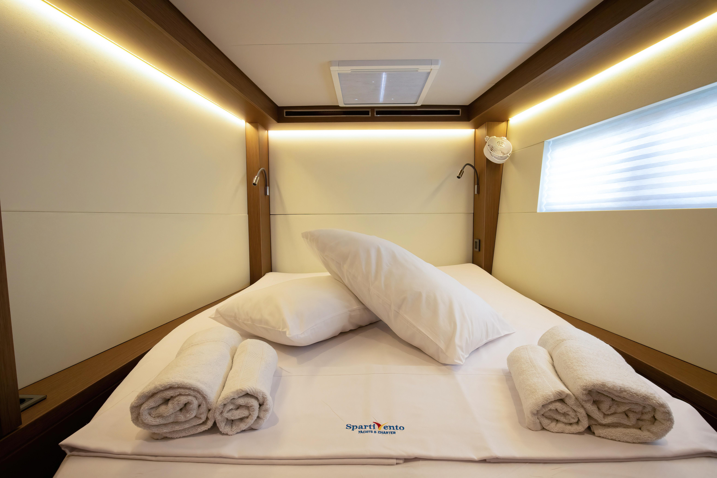 Lagoon 50 (6 cab) — photo 25