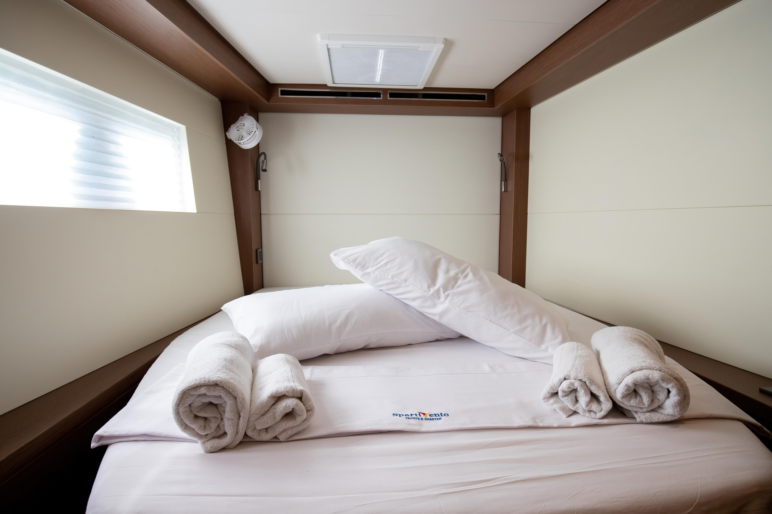 Lagoon 50 (6 cab) — photo 22