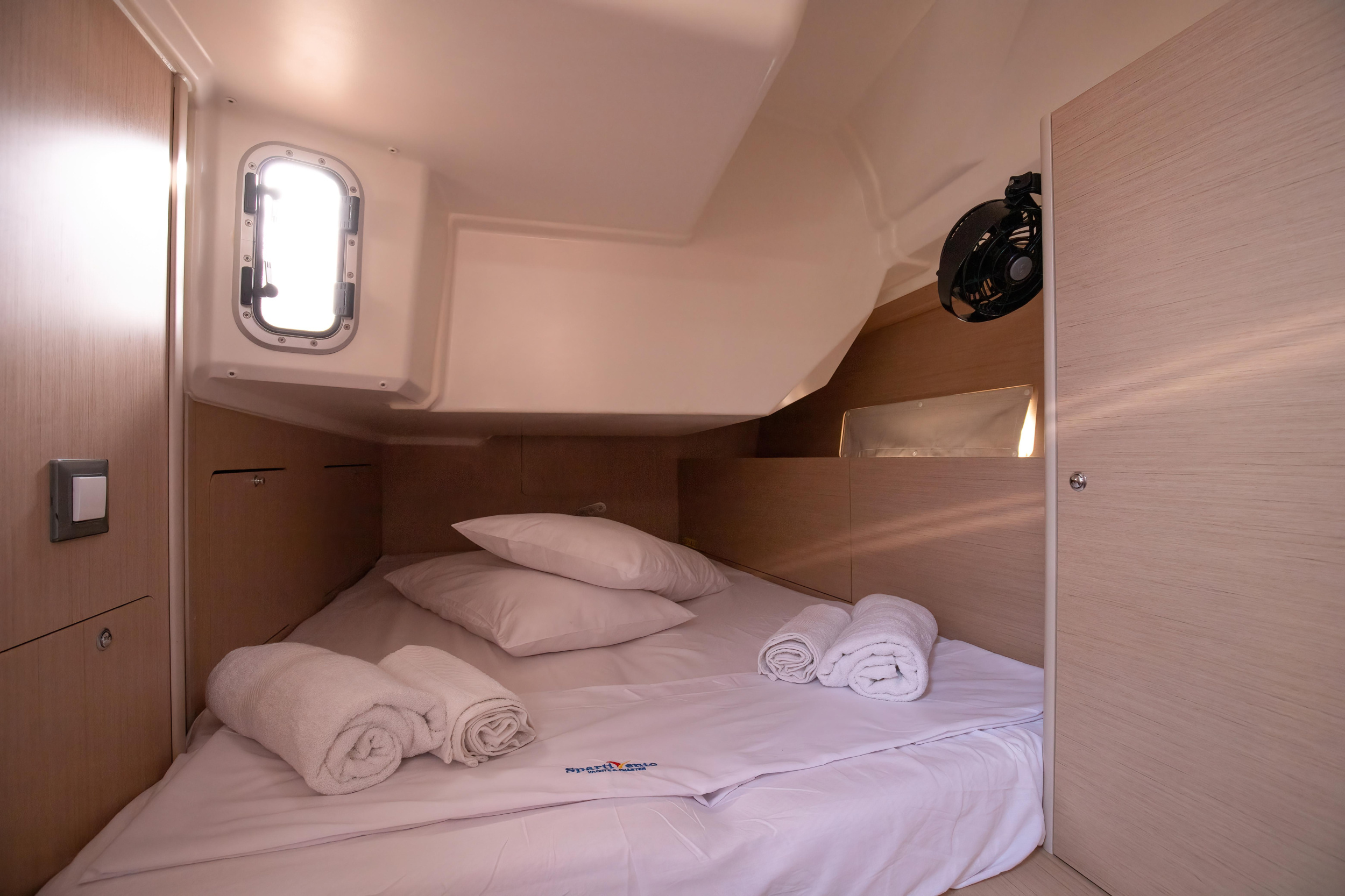 Oceanis 40.1 — photo 27