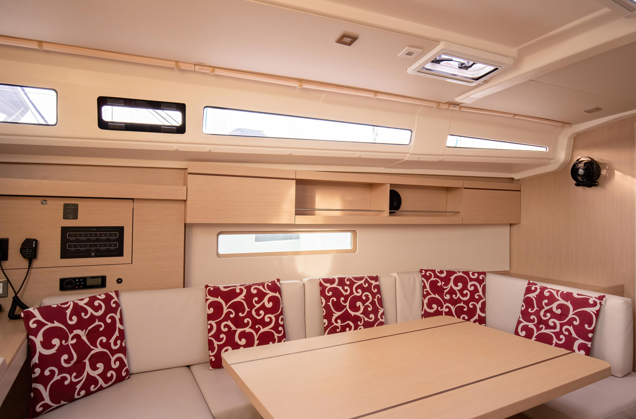 Oceanis 40.1 — photo 15