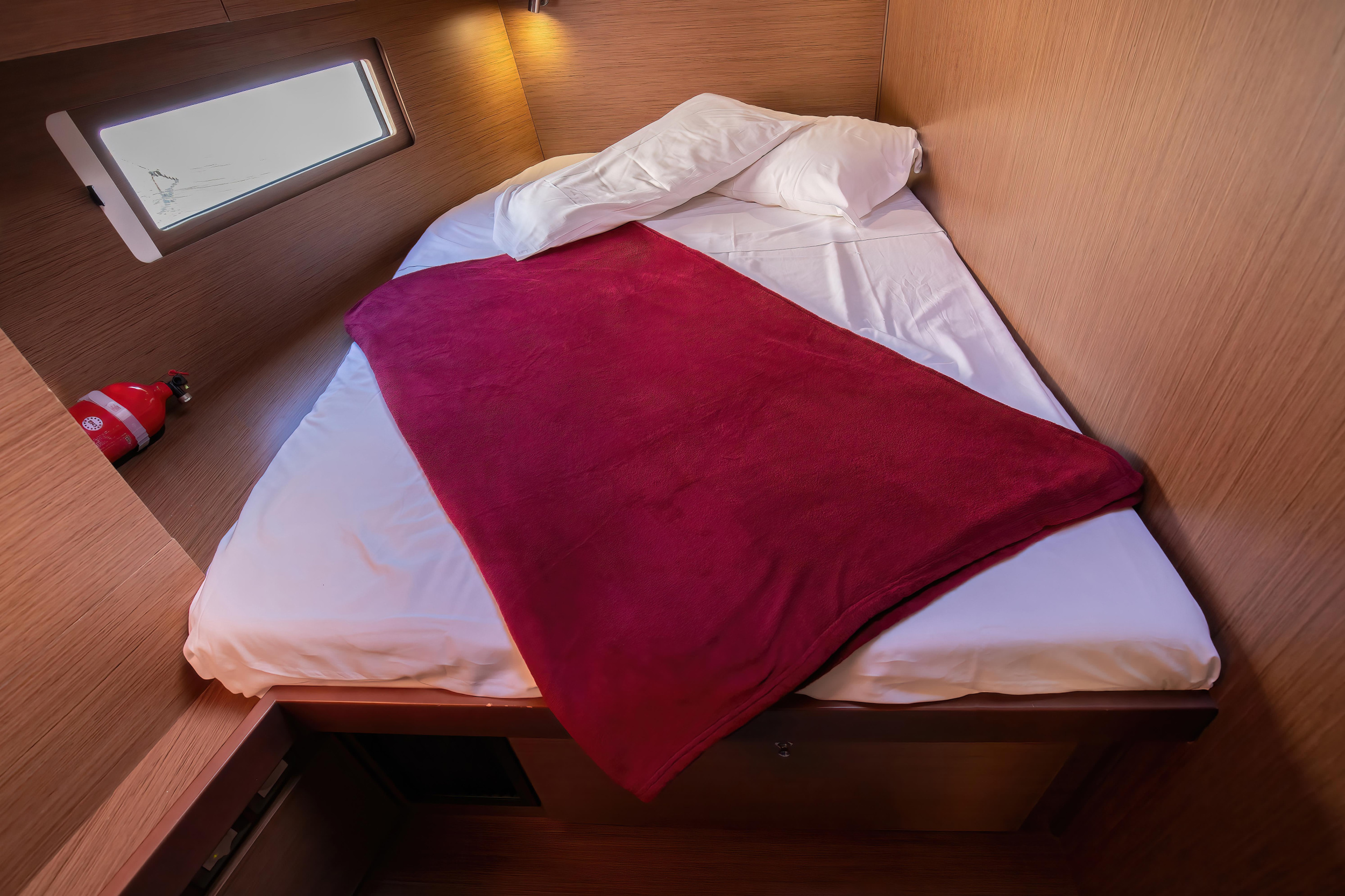 Oceanis 51.1 — photo 18