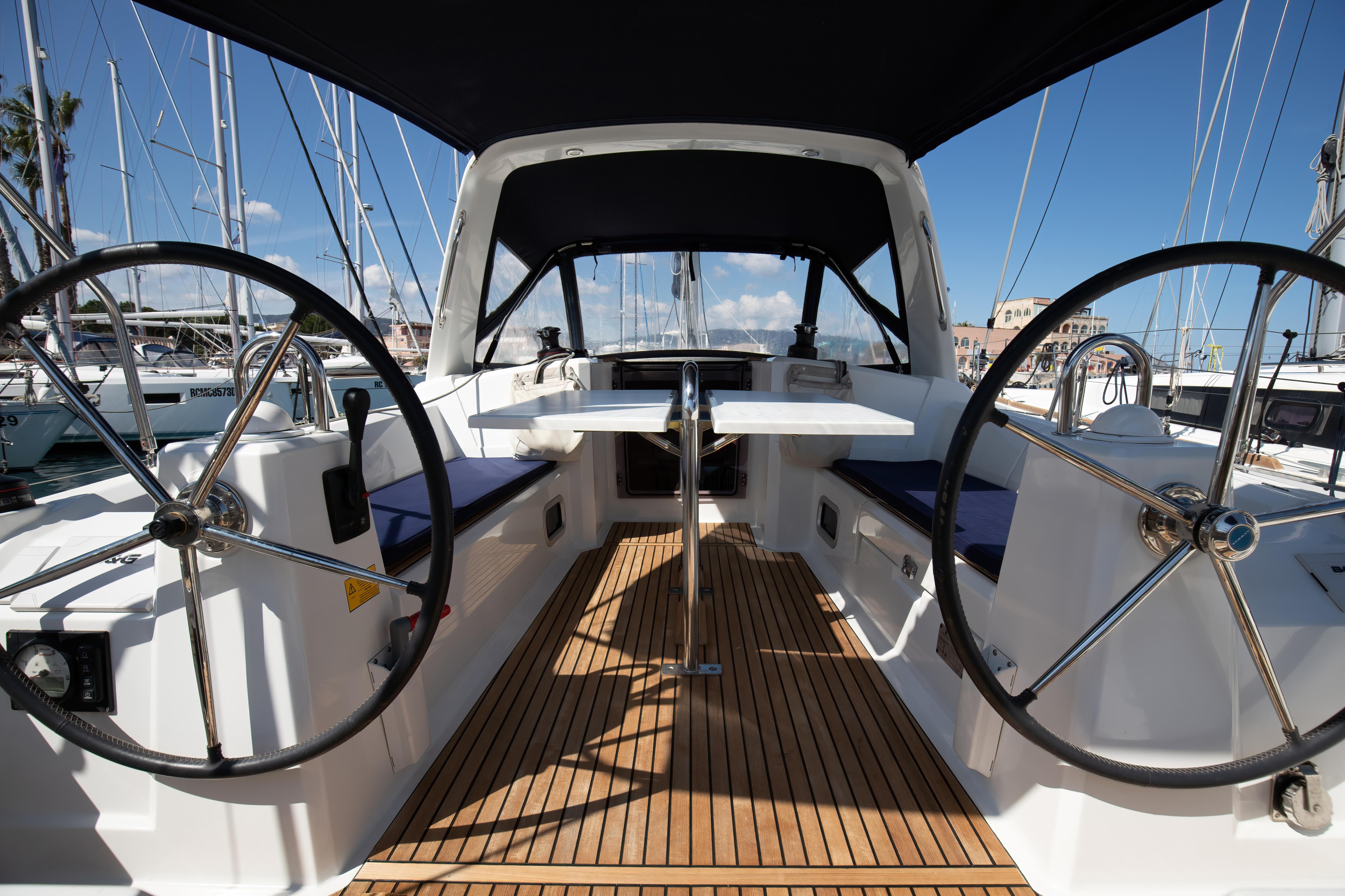 Oceanis 35.1 — photo 20