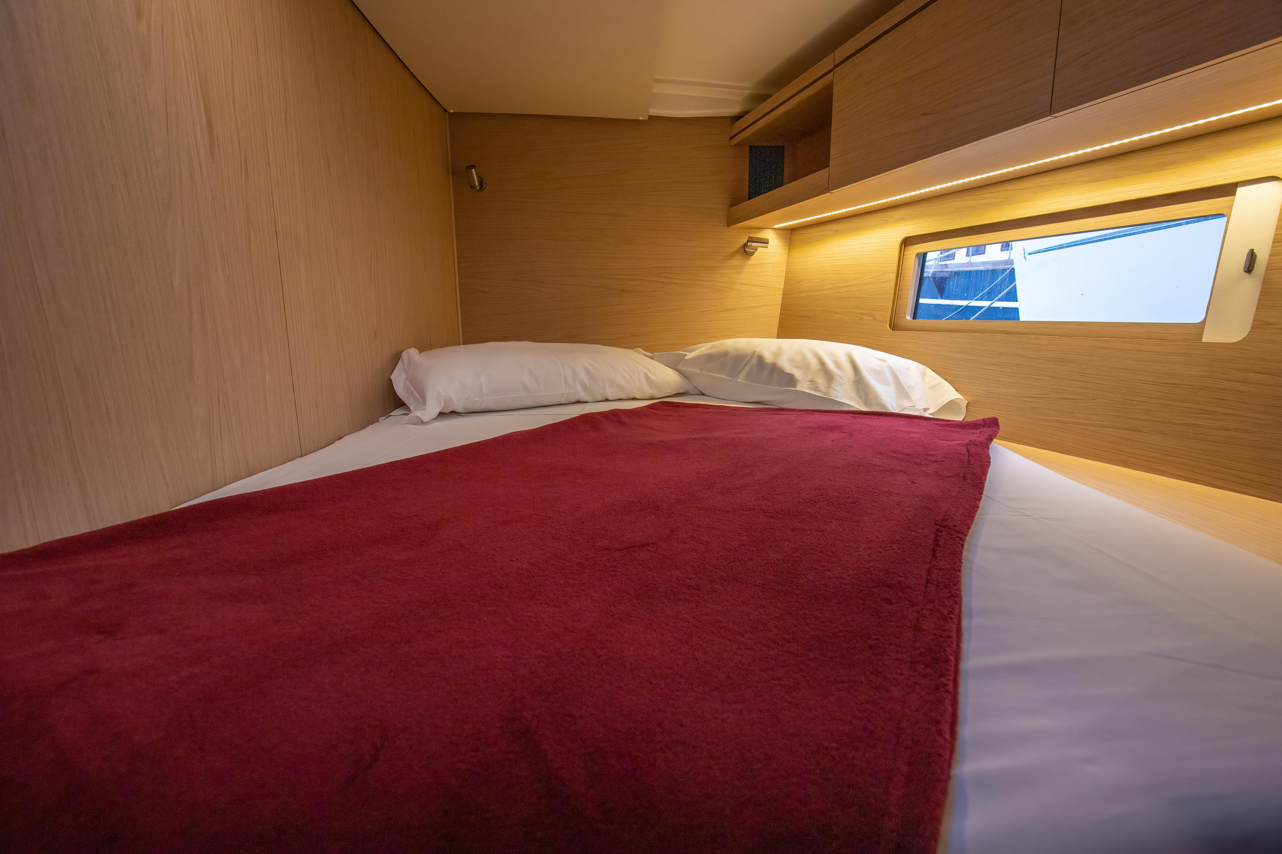 Oceanis 51.1 (4 cab) — photo 5