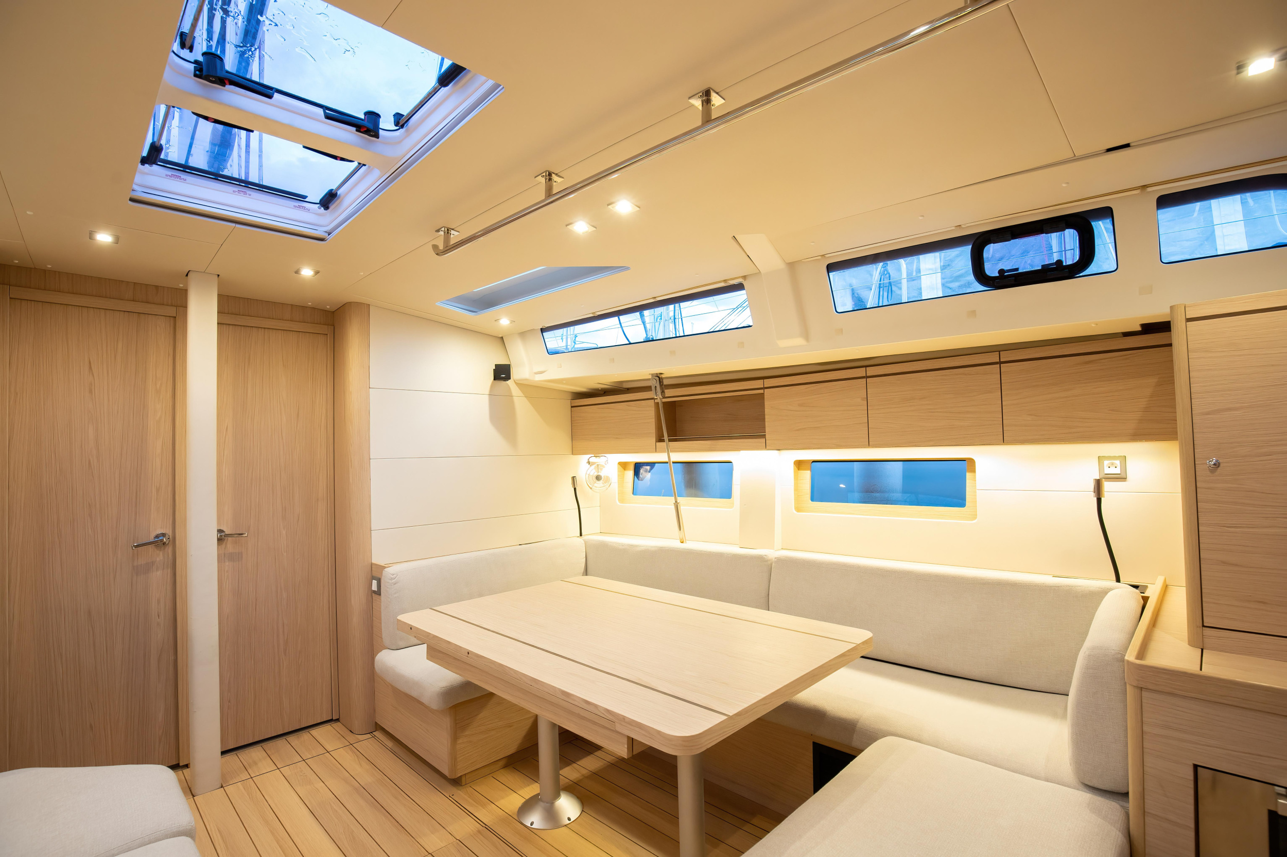 Oceanis 51.1 (4 cab) — photo 16