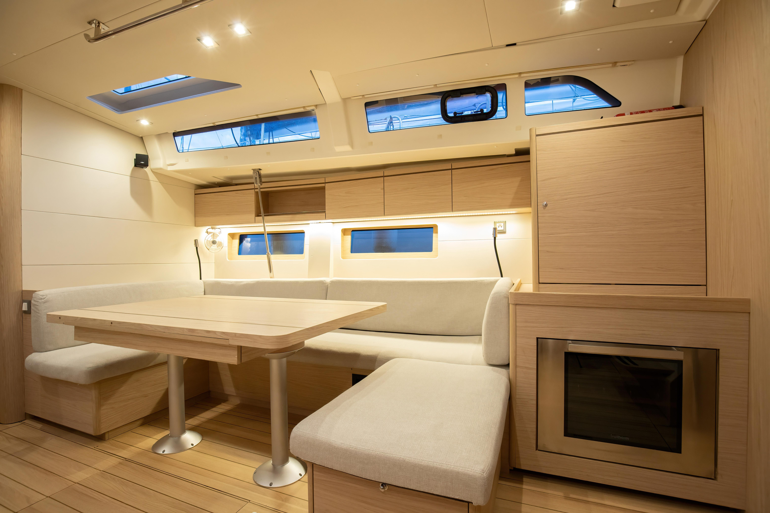 Oceanis 51.1 (4 cab) — photo 20