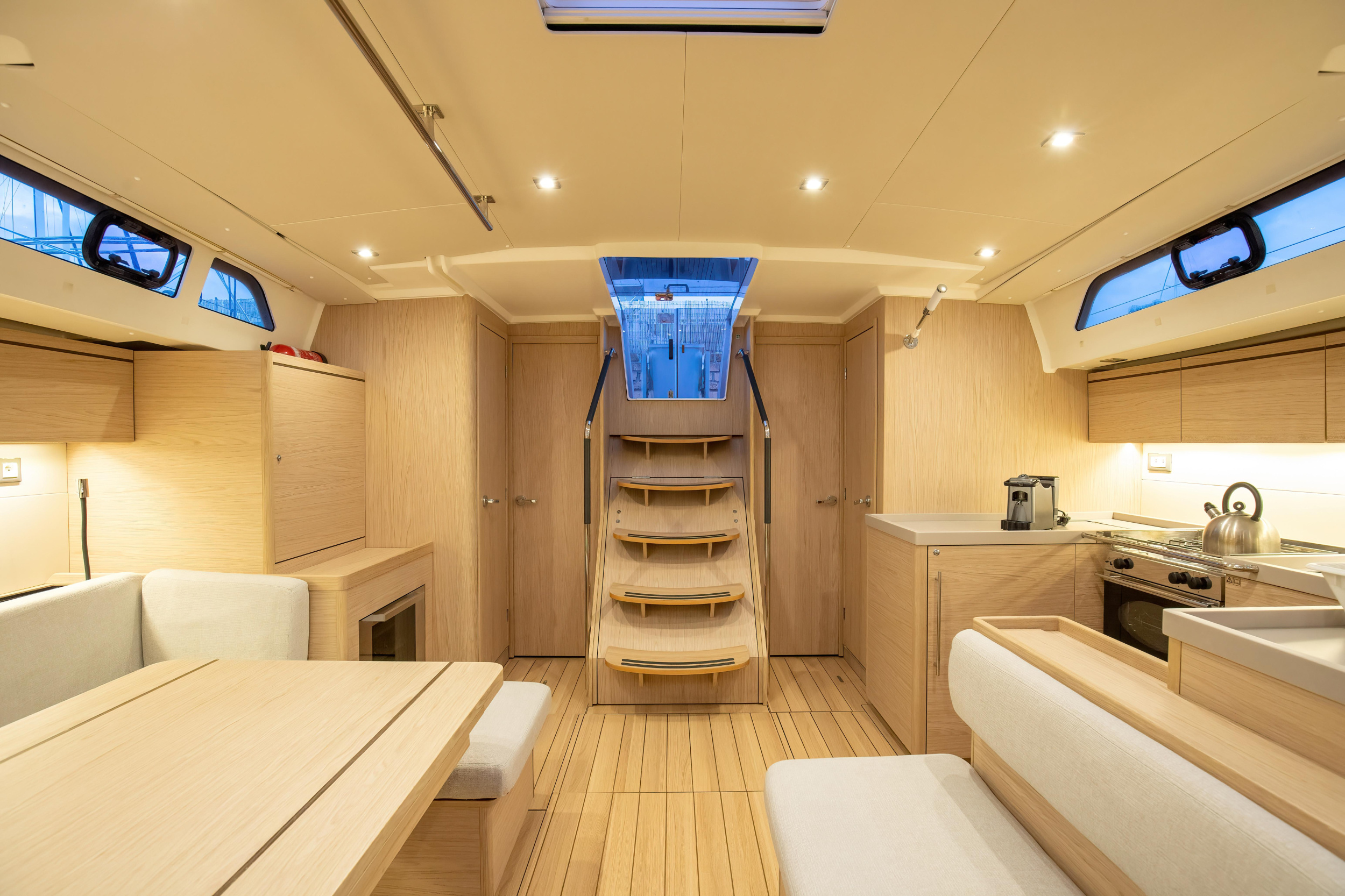 Oceanis 51.1 (4 cab) — photo 32