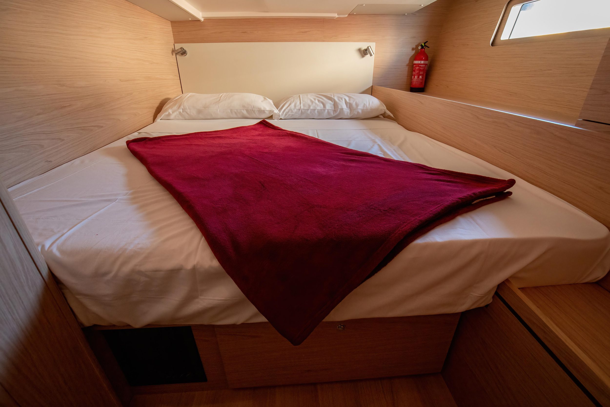 Oceanis 51.1 (4 cab) — photo 3