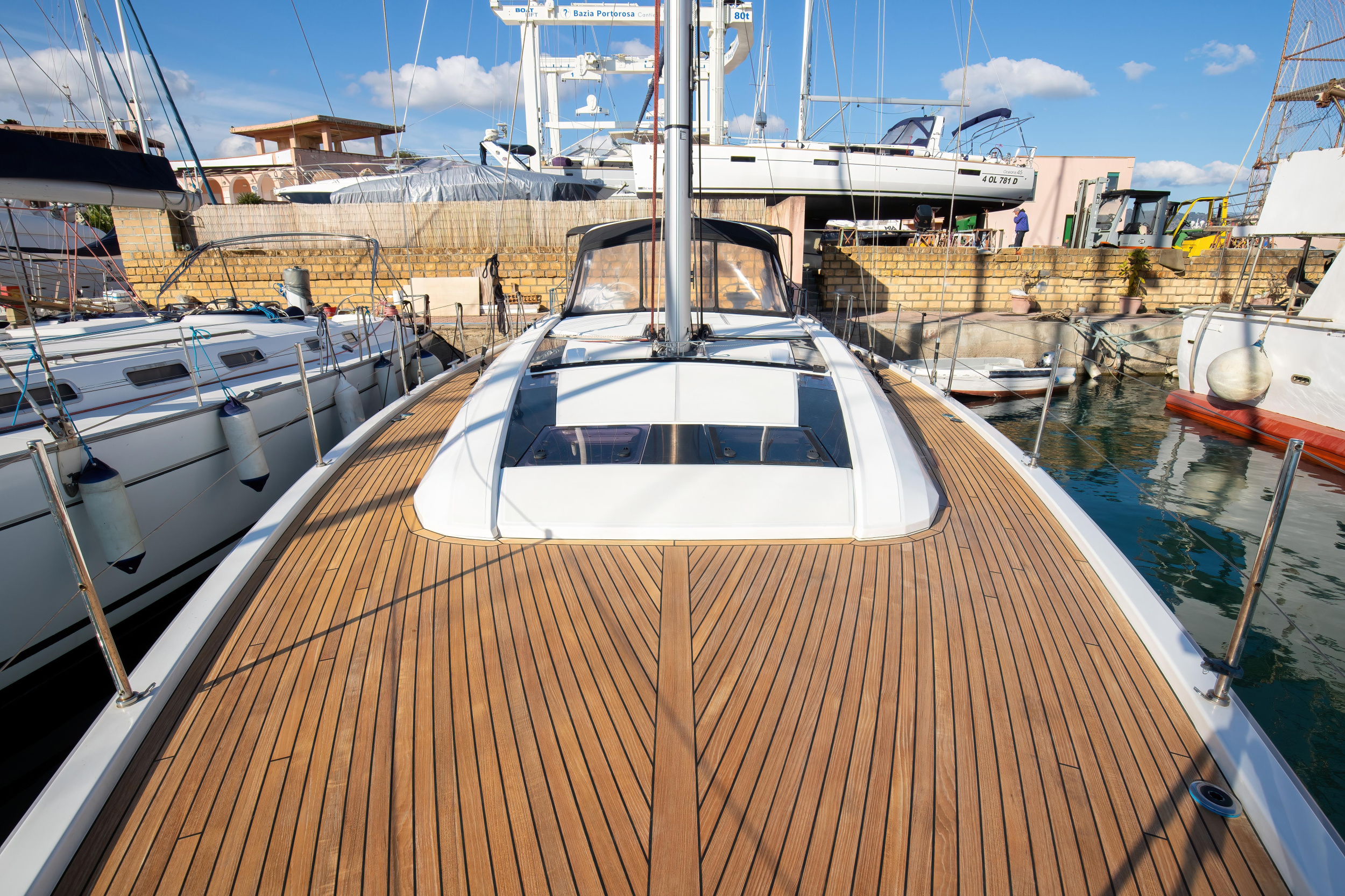 Oceanis 51.1 (4 cab) — photo 26