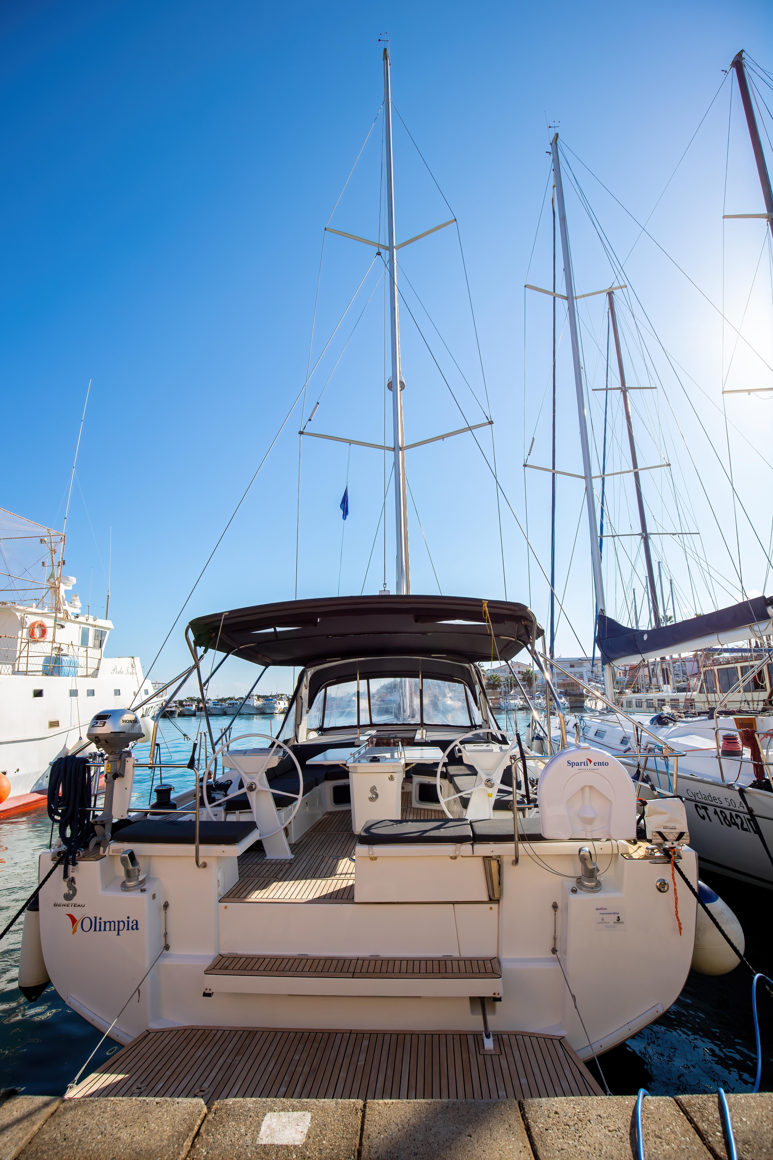 Oceanis 51.1 (4 cab) — photo 21
