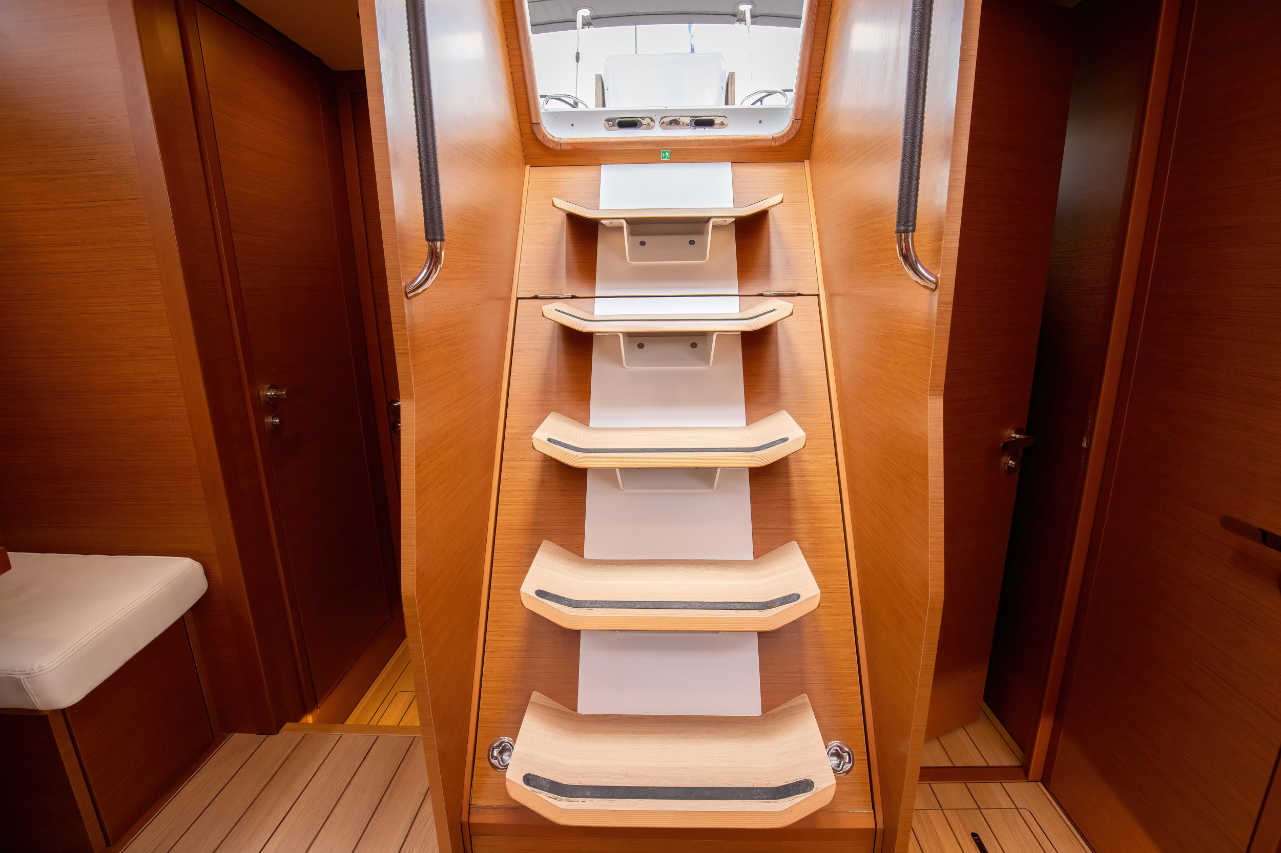 Jeanneau 54 - 5cab — photo 14