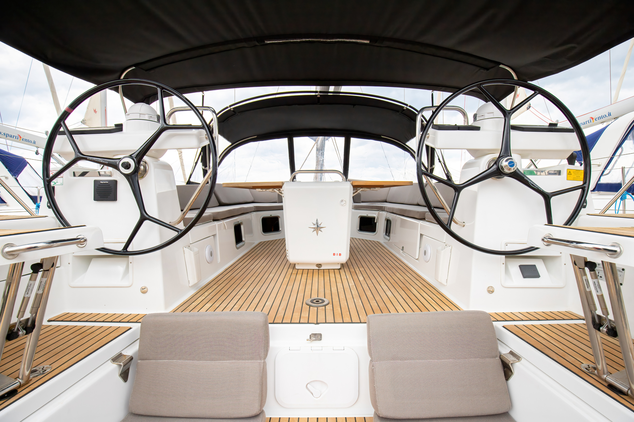 Jeanneau 54 - 5cab — photo 11