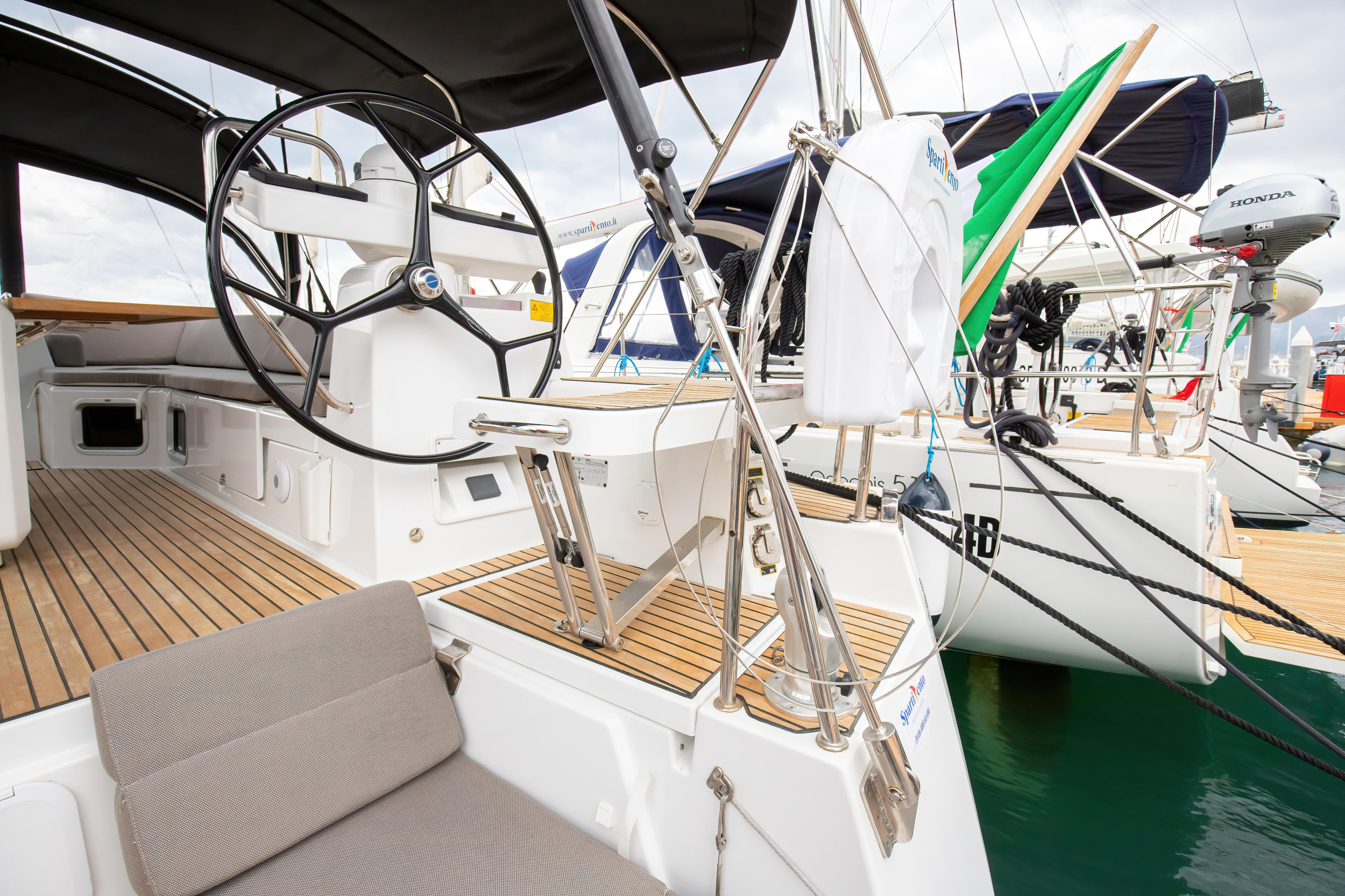 Jeanneau 54 - 5cab — photo 28