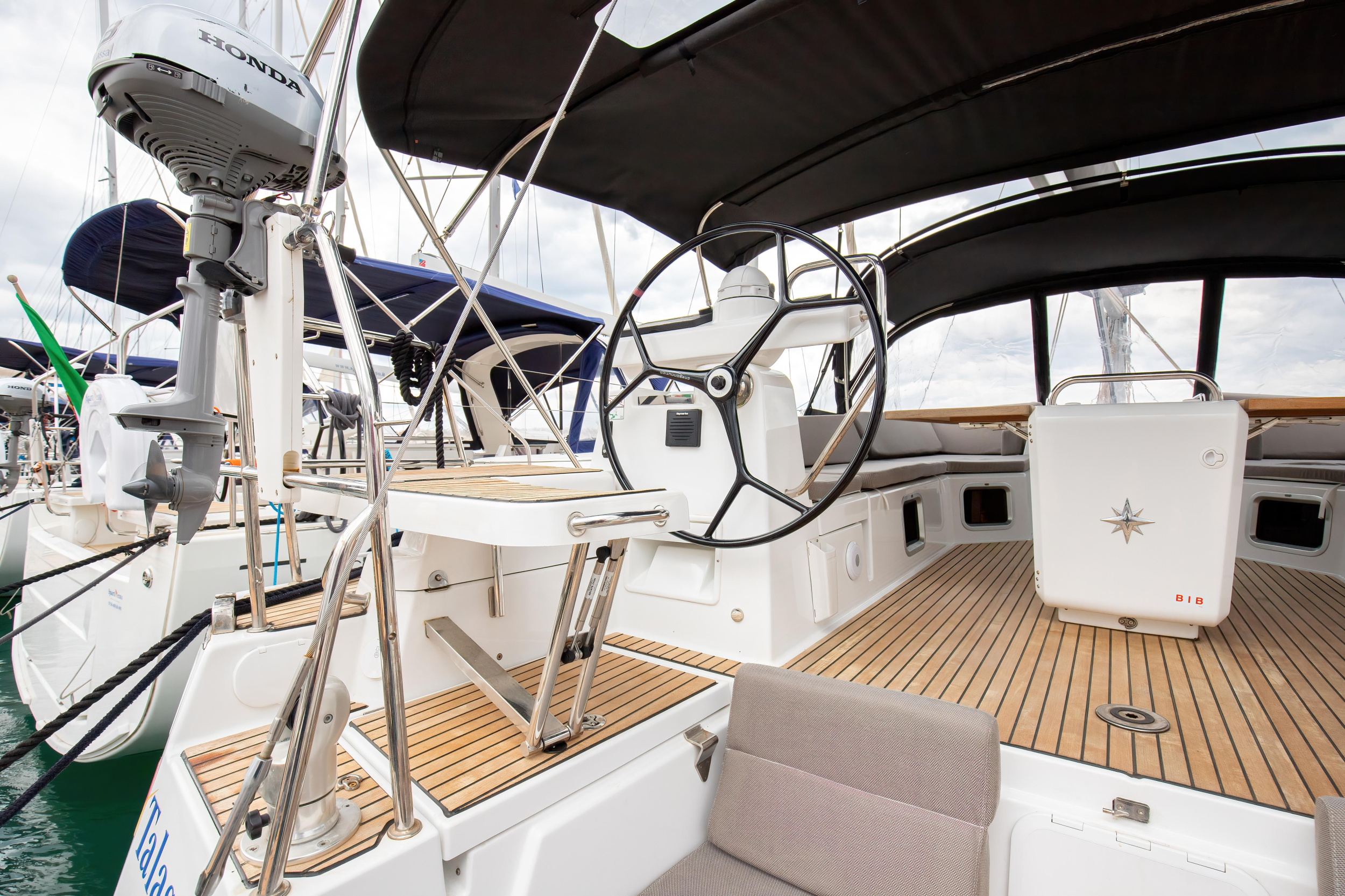 Jeanneau 54 - 5cab — photo 9