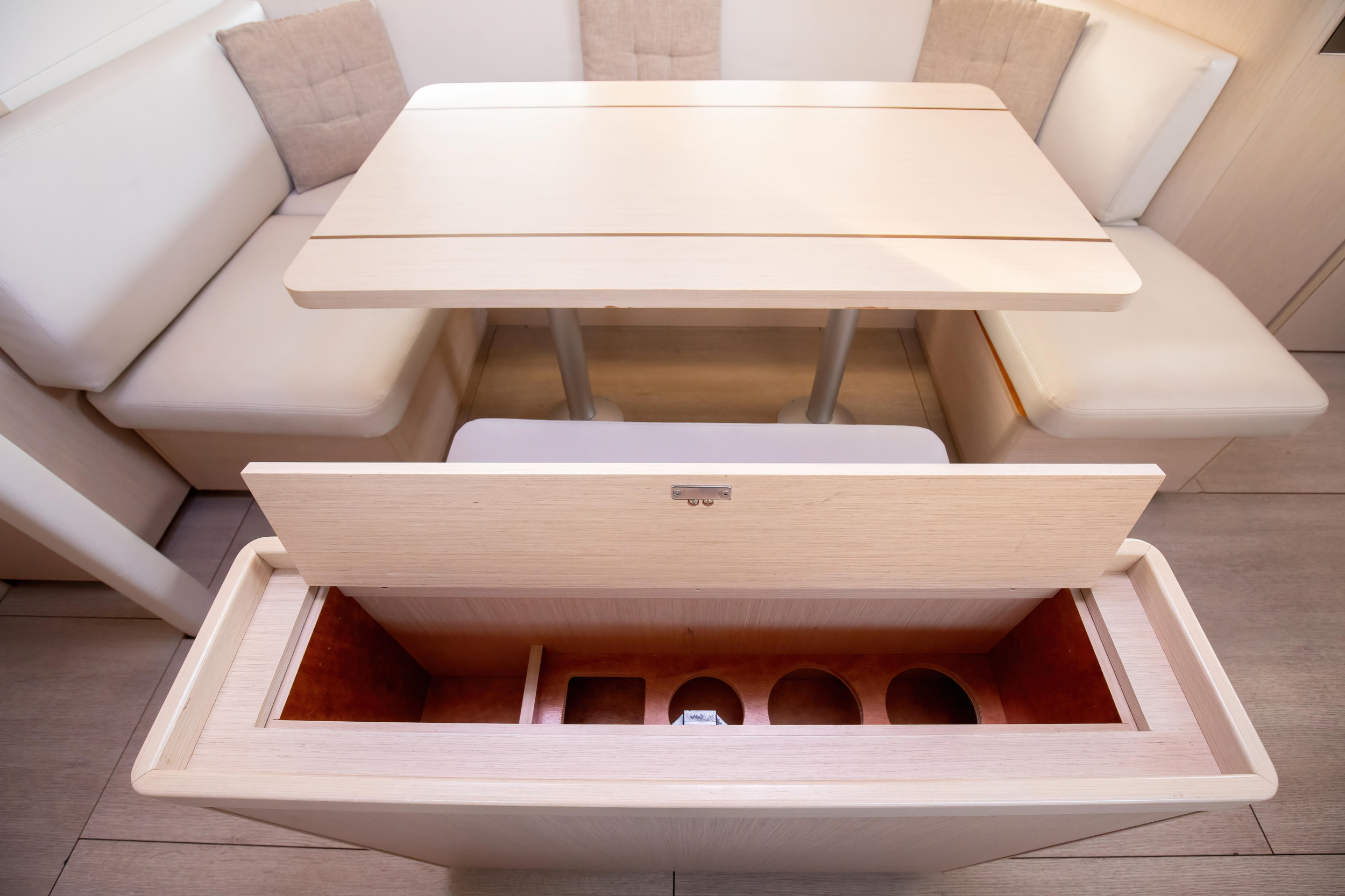 Oceanis 46.1 (bunk cab) — photo 6