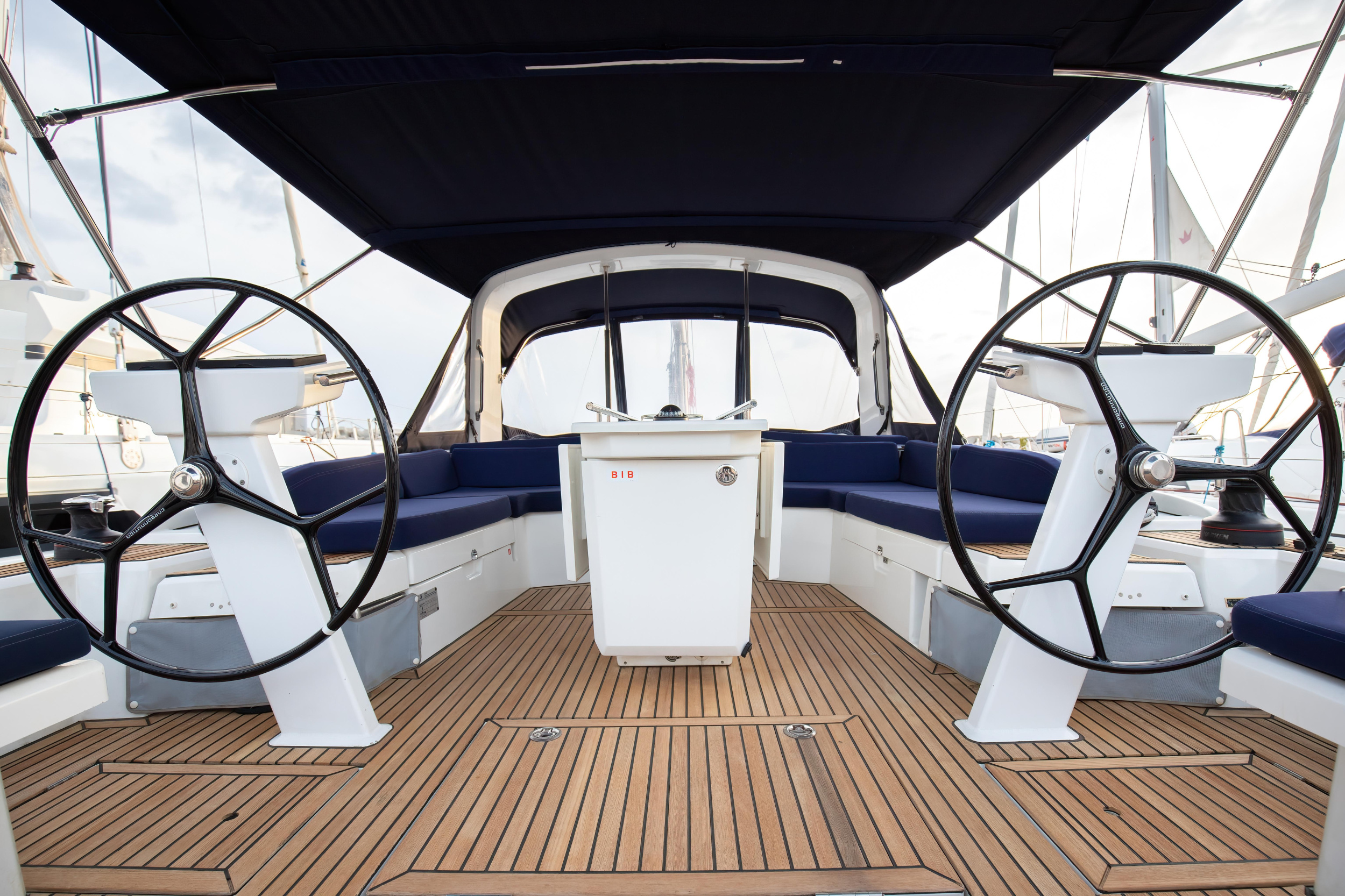Oceanis 46.1 (bunk cab) — photo 14