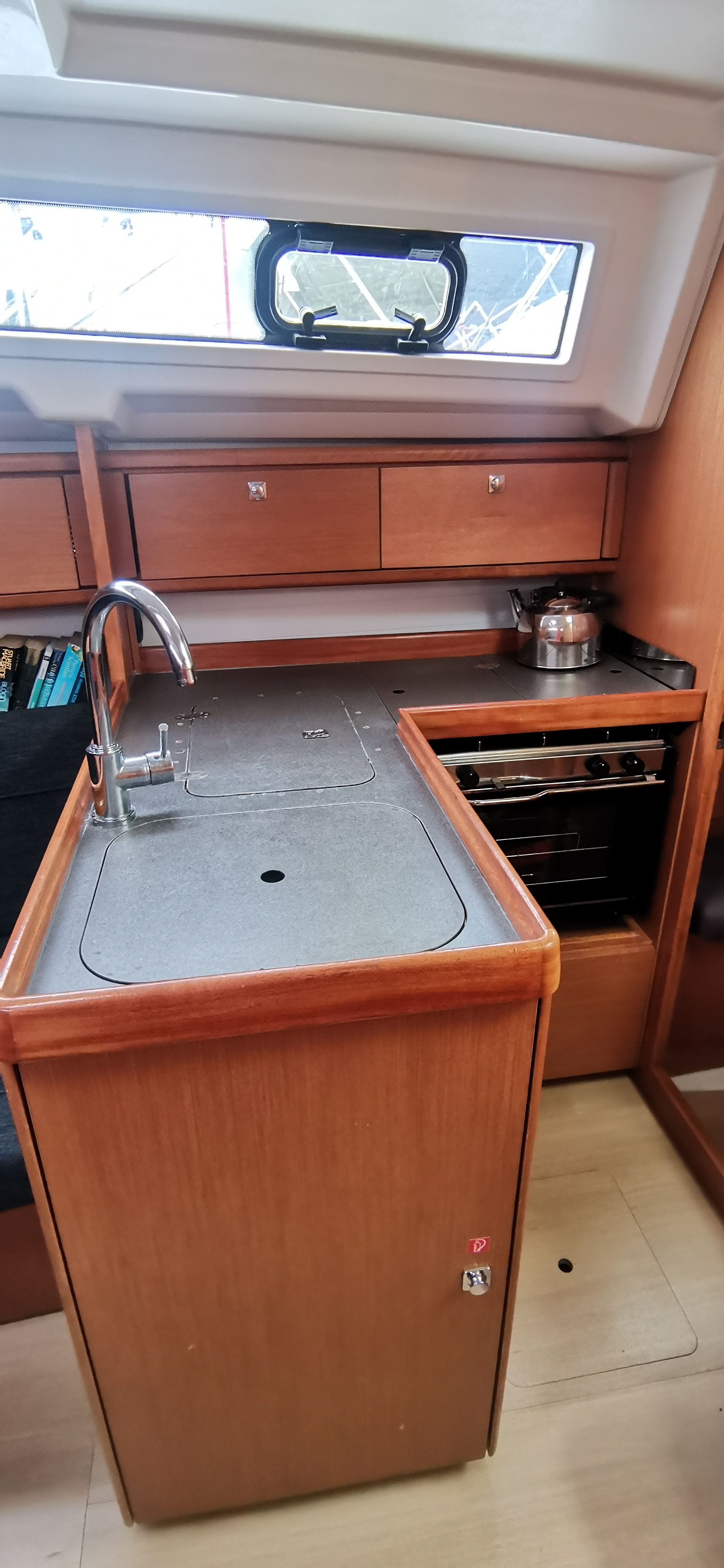 Bavaria Cruiser 33 — photo 5