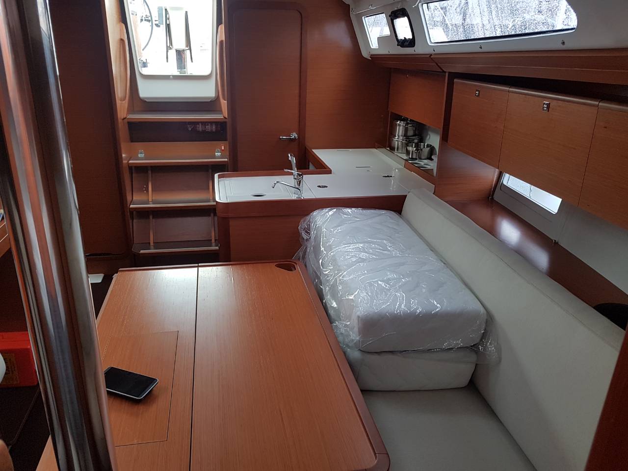 Dufour 360 Grand Large — photo 8