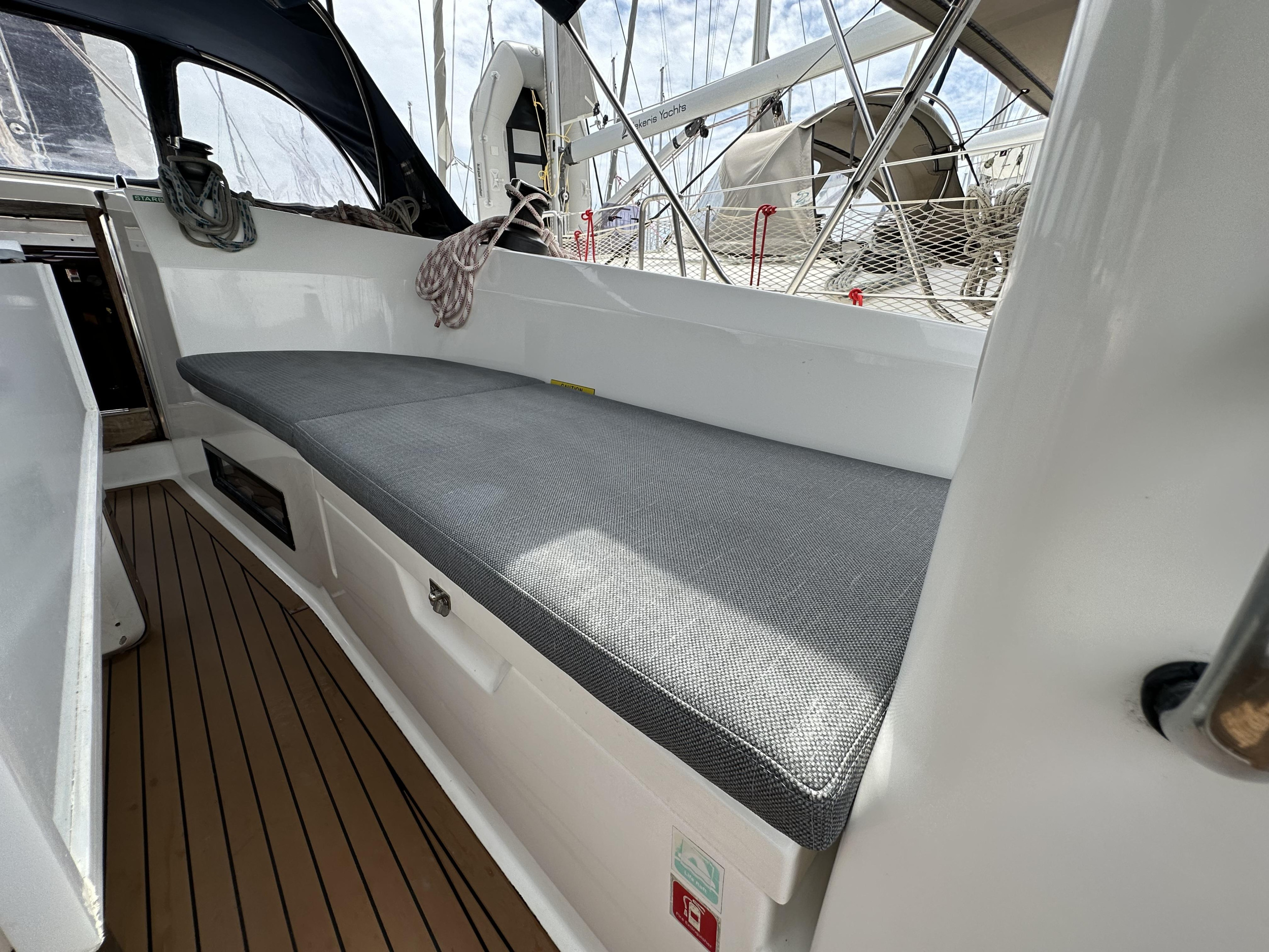 Bavaria Cruiser 40 Voyager — photo 10