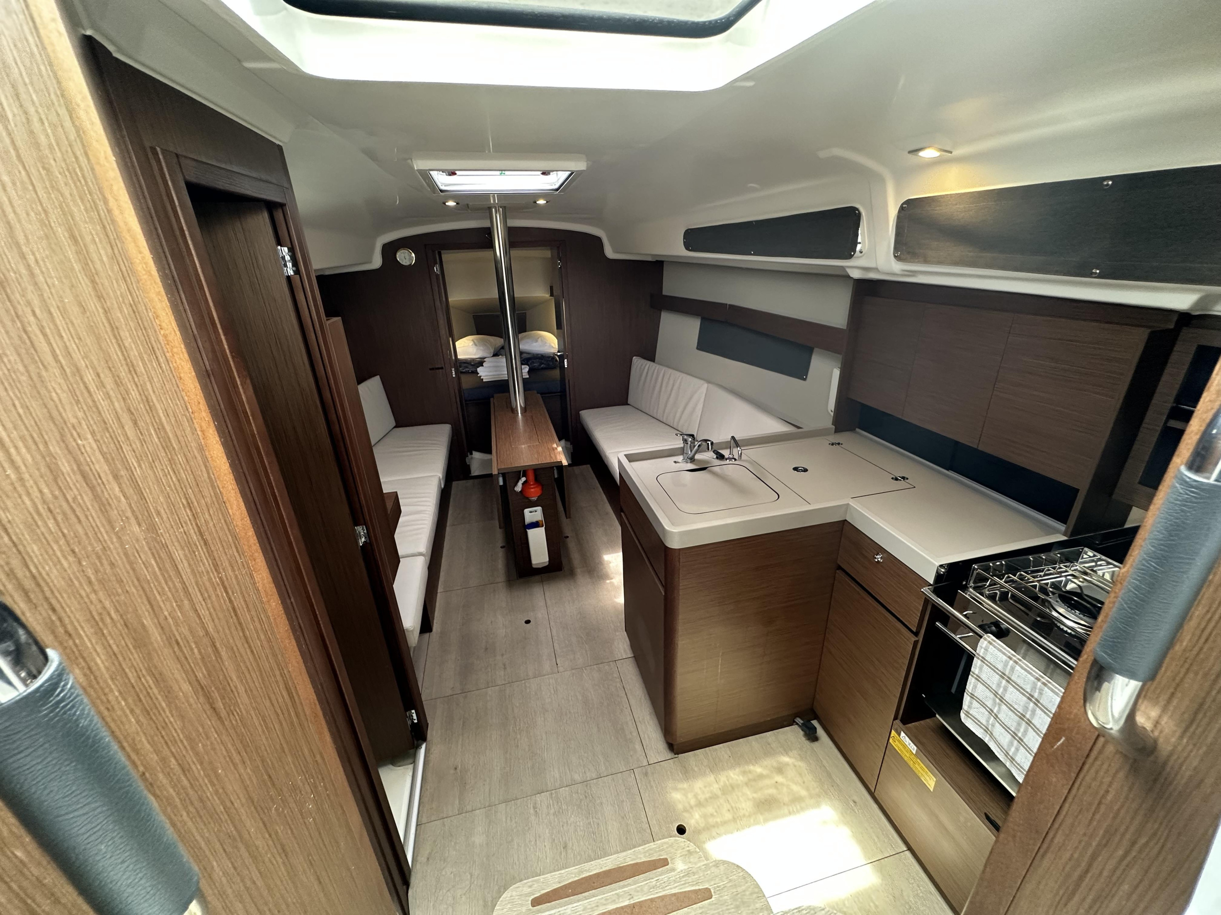 Oceanis 34.1 — photo 11