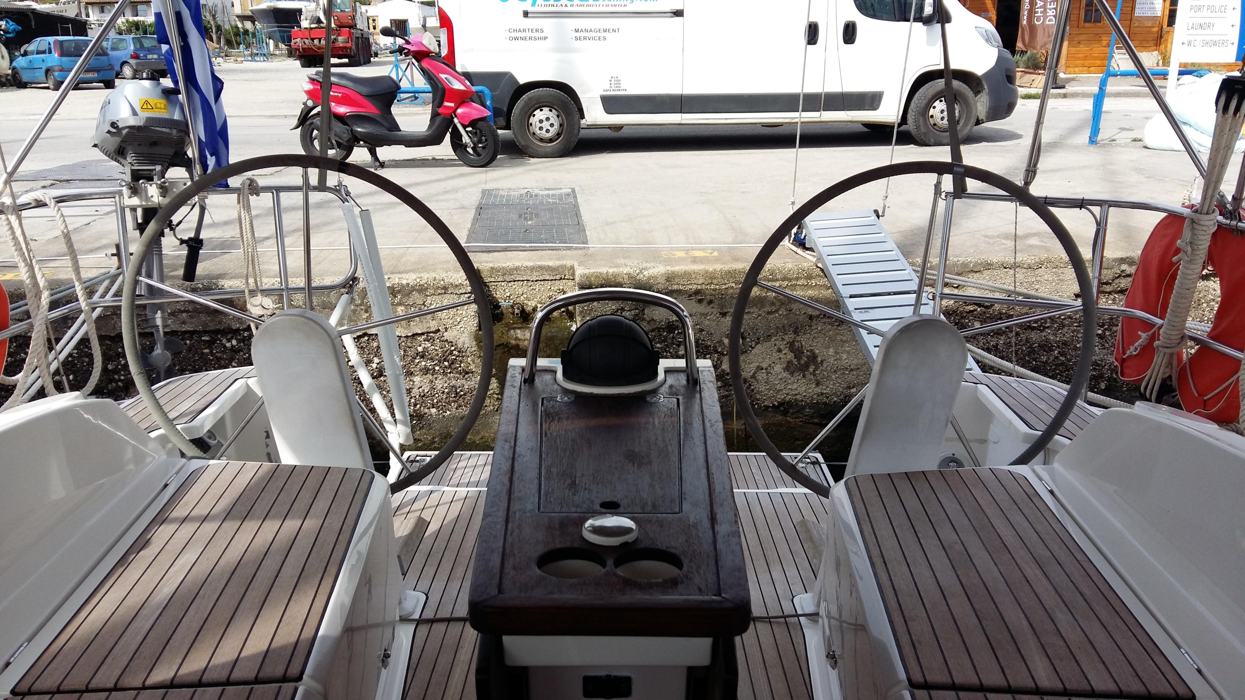 Bavaria Cruiser 37 — photo 4