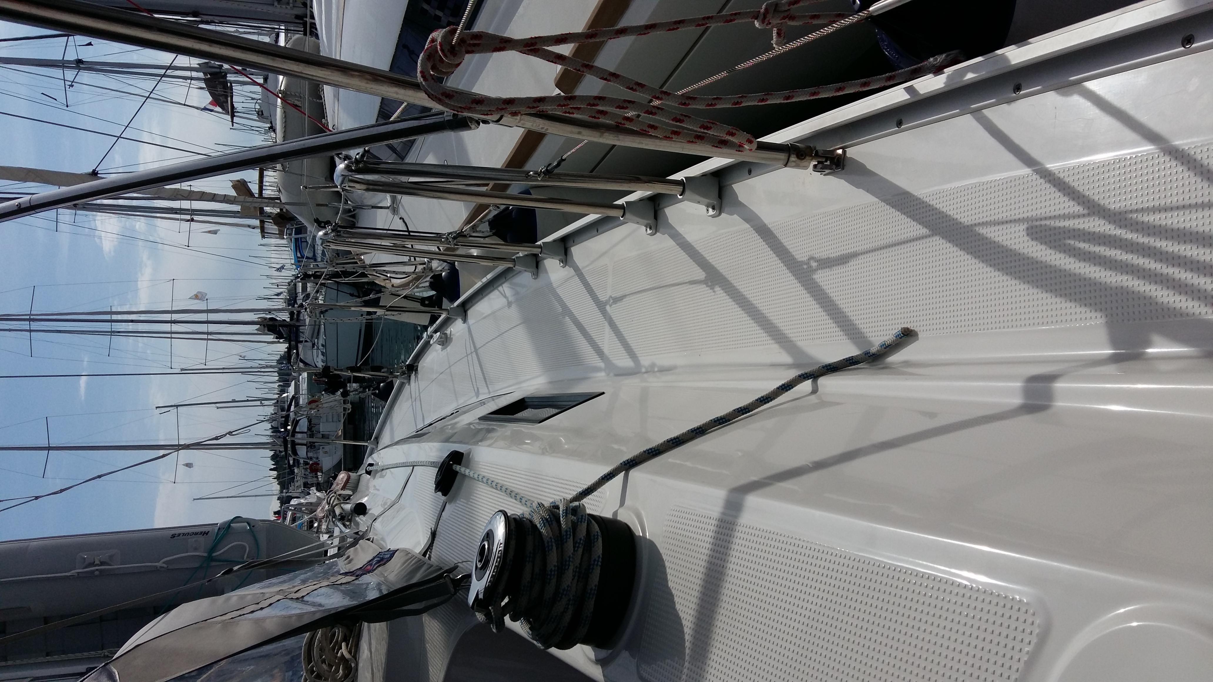 Bavaria Cruiser 37 — photo 19