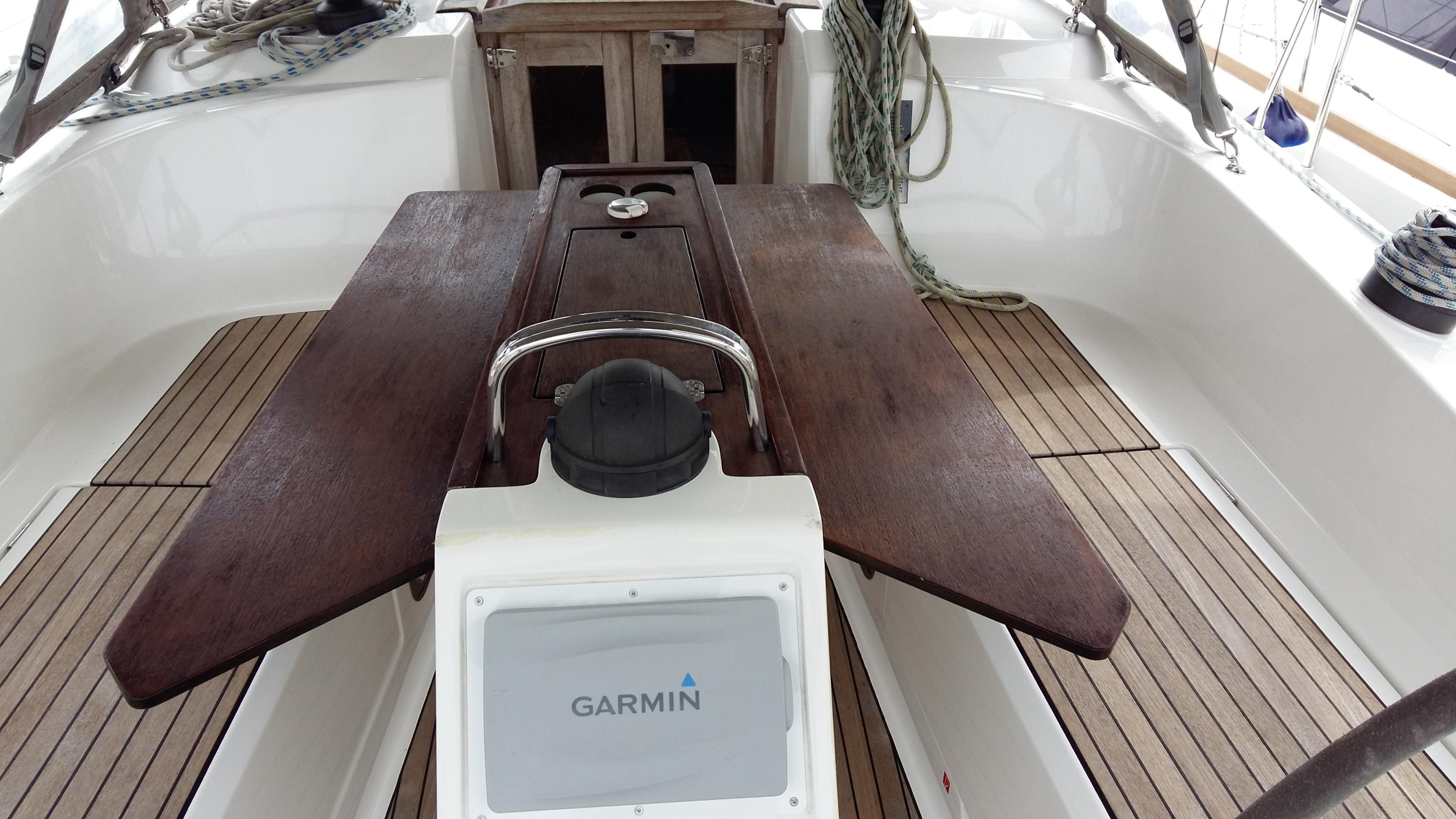 Bavaria Cruiser 37 — photo 15