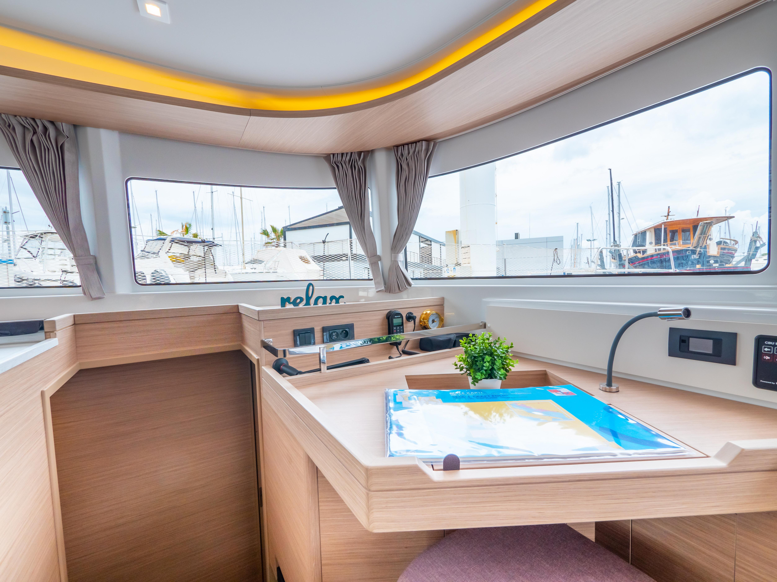 Lagoon 46 — photo 25