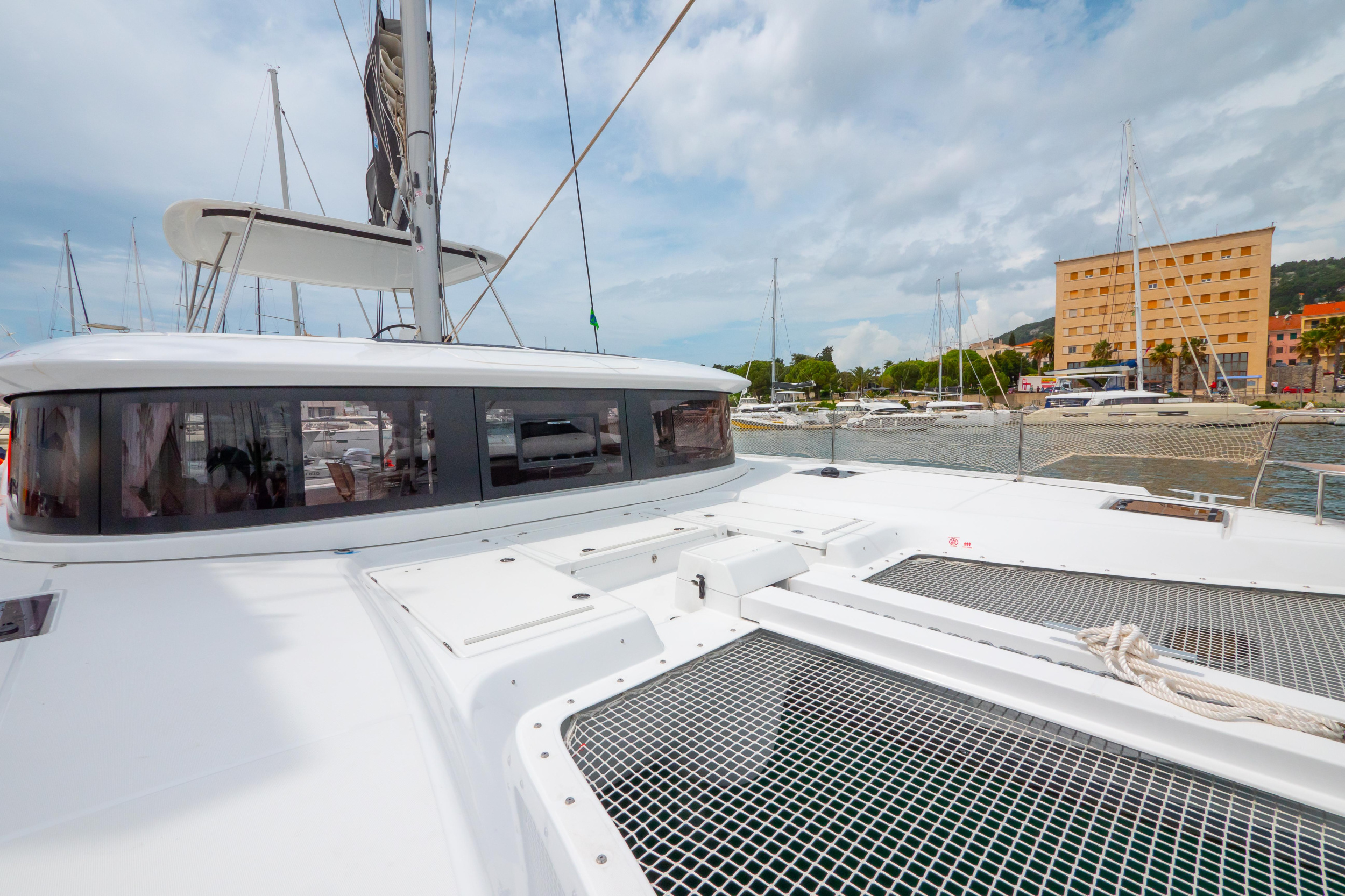 Lagoon 46 — photo 36