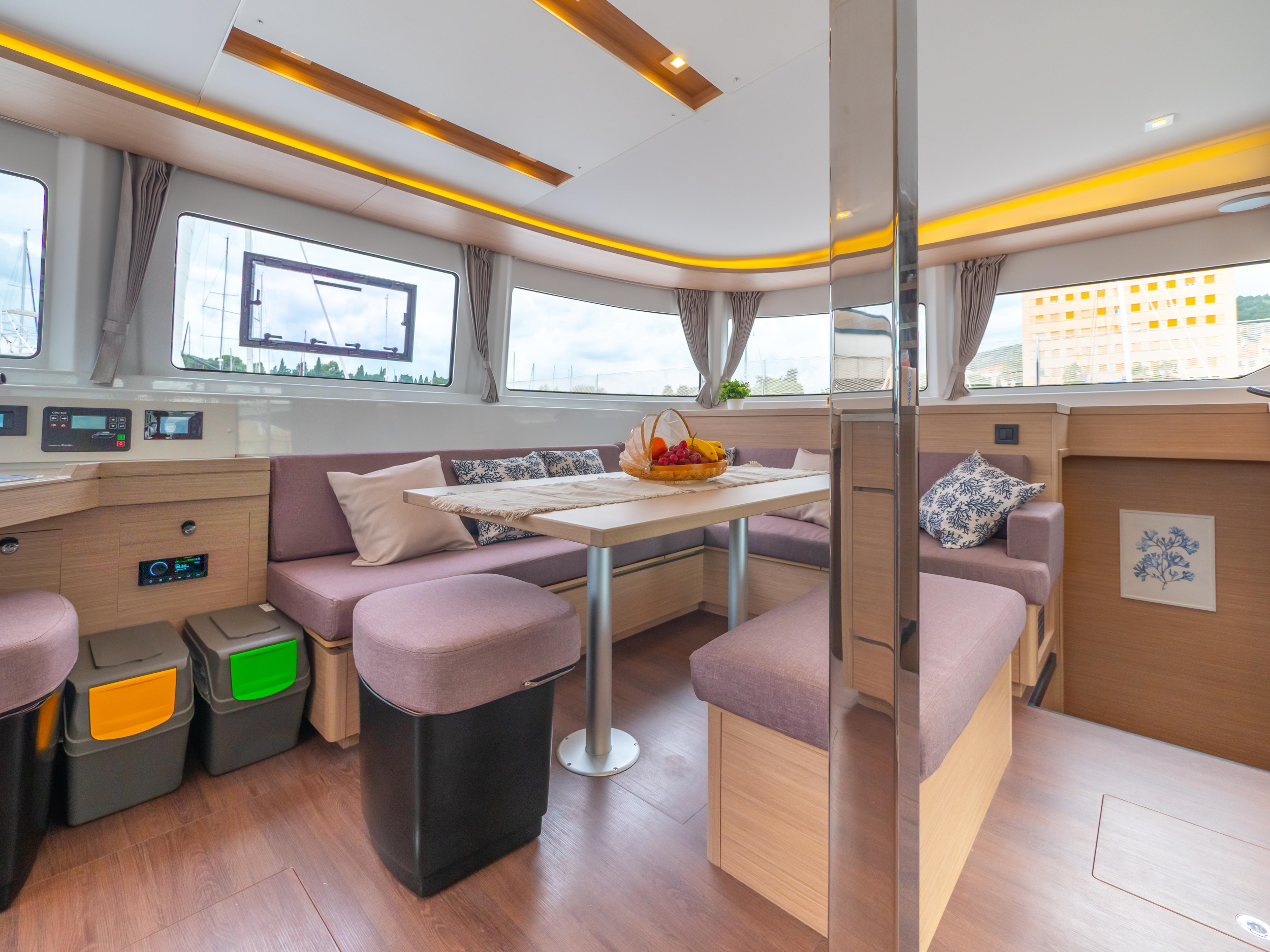 Lagoon 46 — photo 15