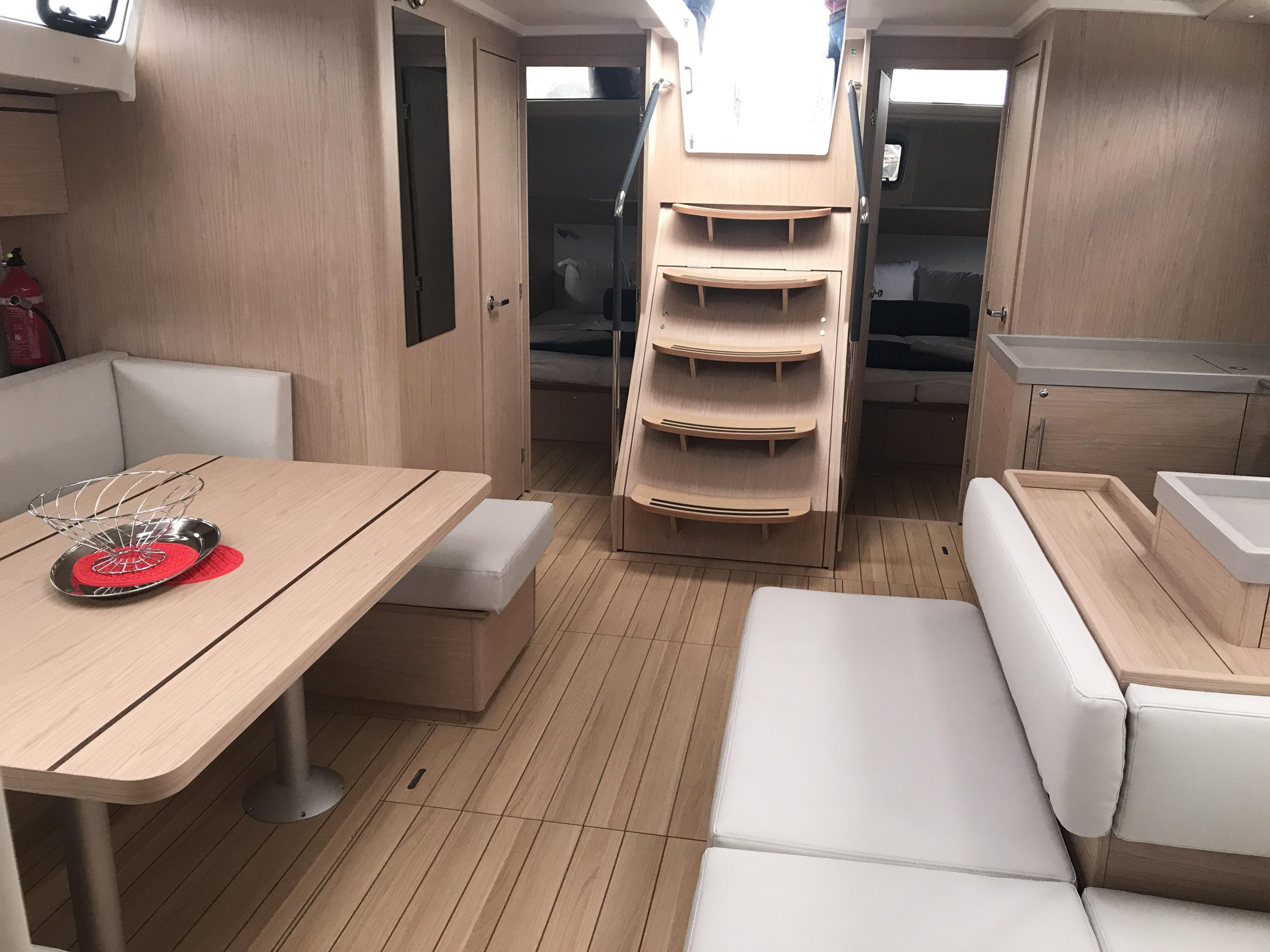 Oceanis 51.1 — photo 6