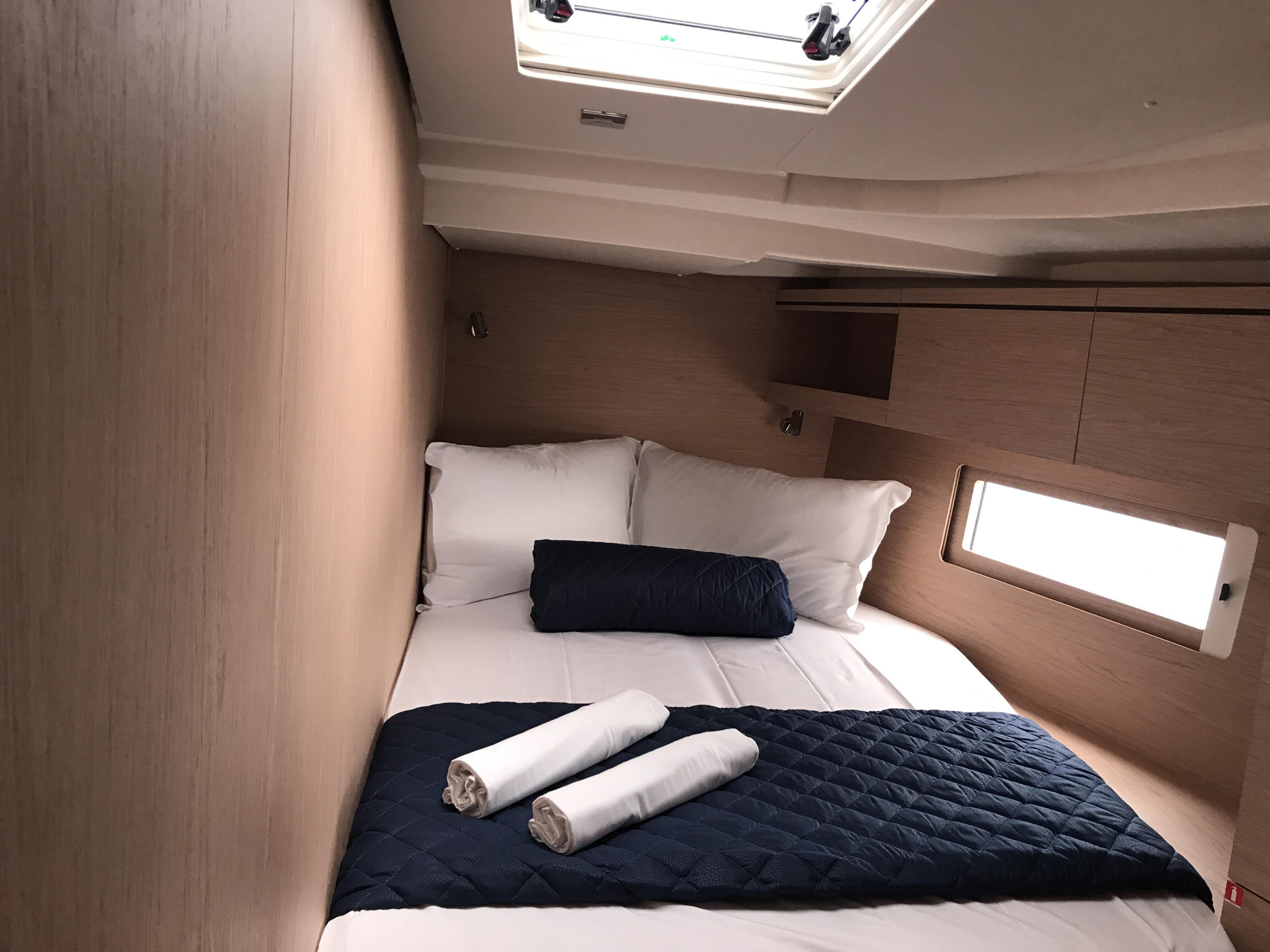 Oceanis 51.1 — photo 10