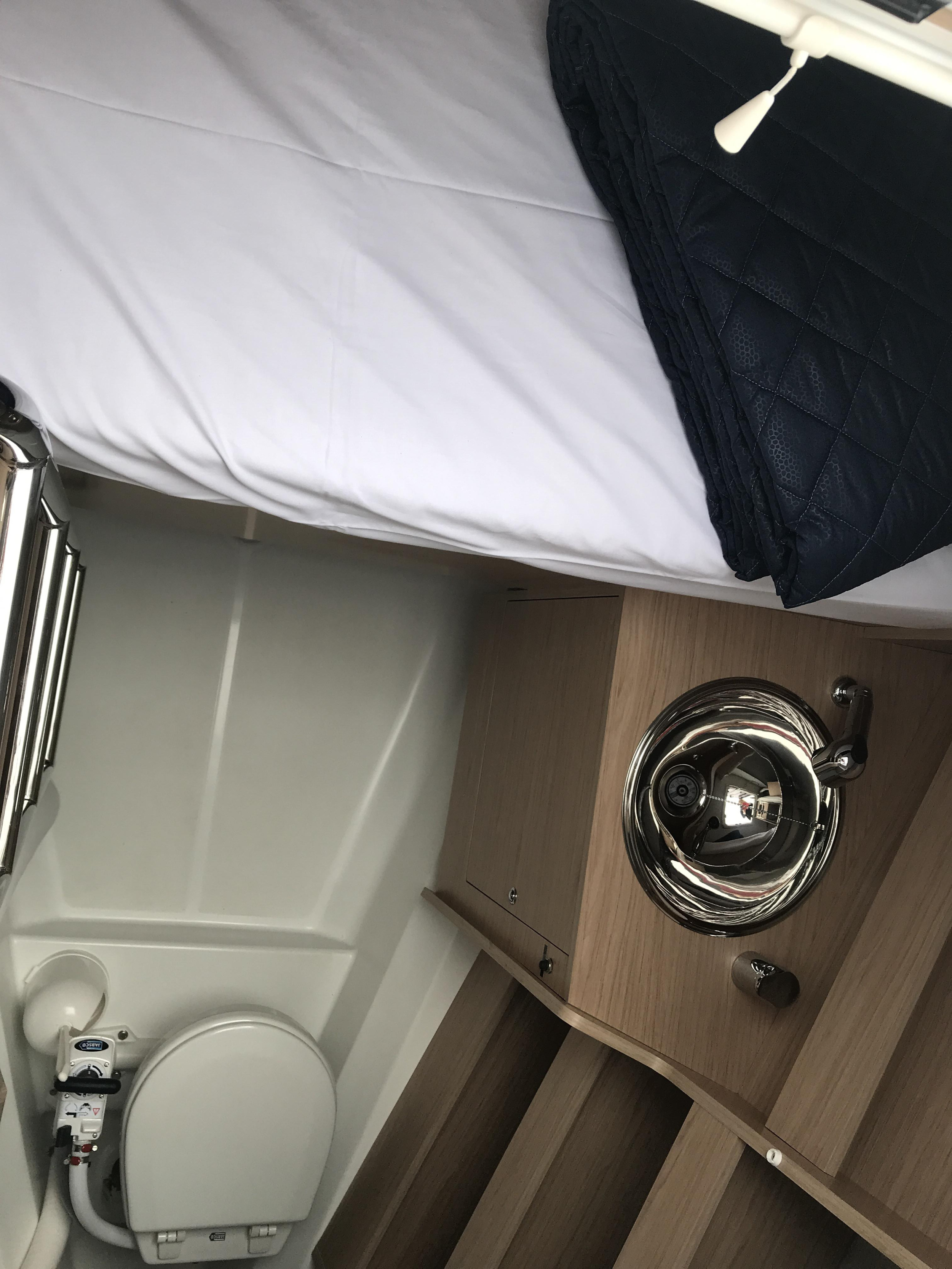 Oceanis 51.1 — photo 12