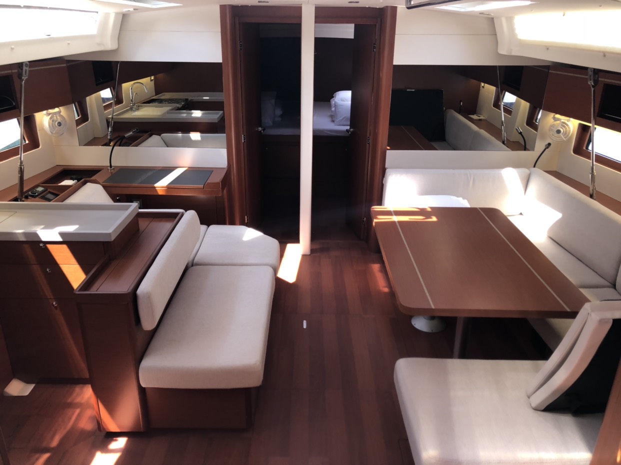 Oceanis 51.1 — photo 14