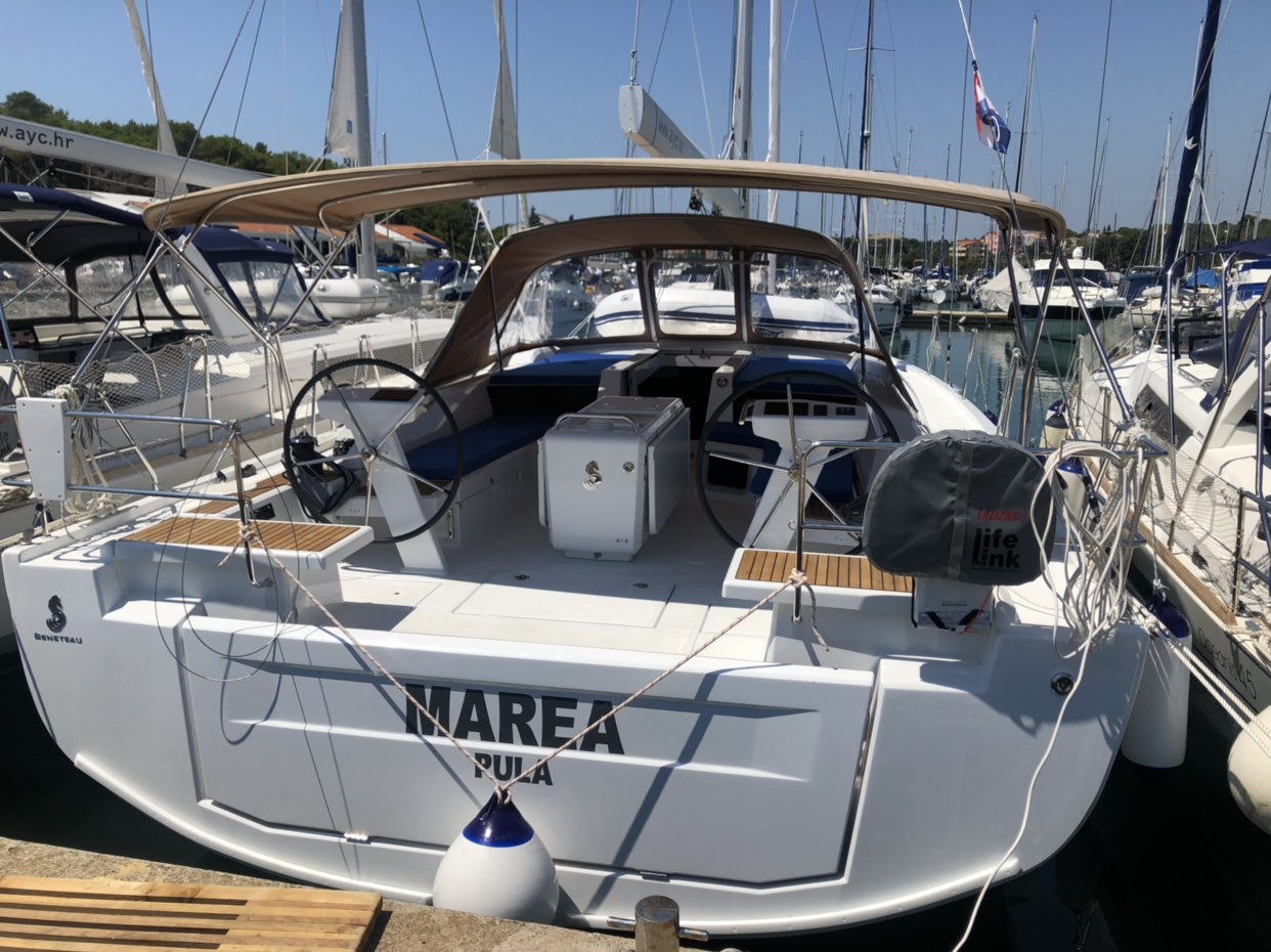Oceanis 51.1 — photo 18