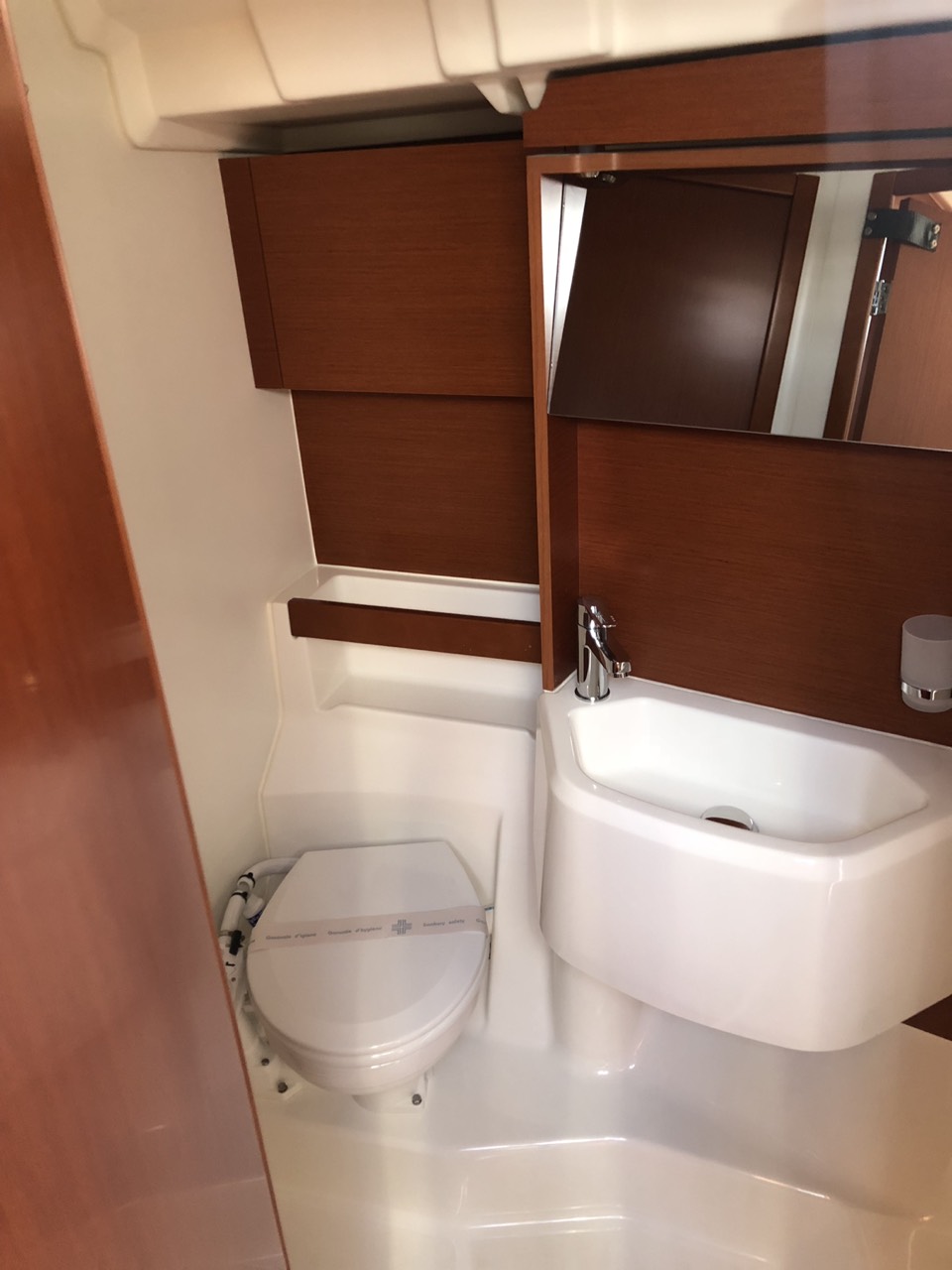 Oceanis 51.1 — photo 12
