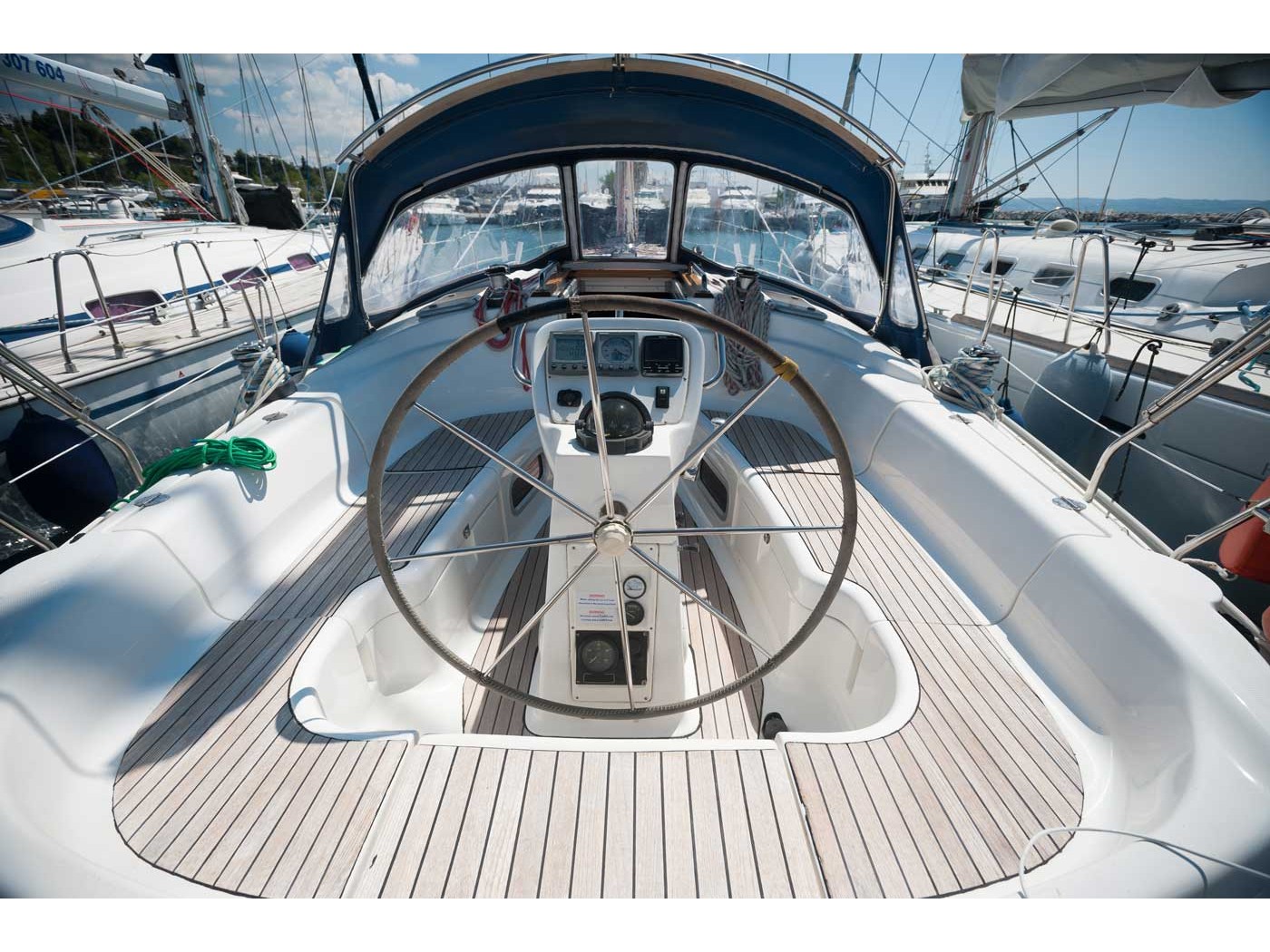 Bavaria 38 Cruiser — photo 1