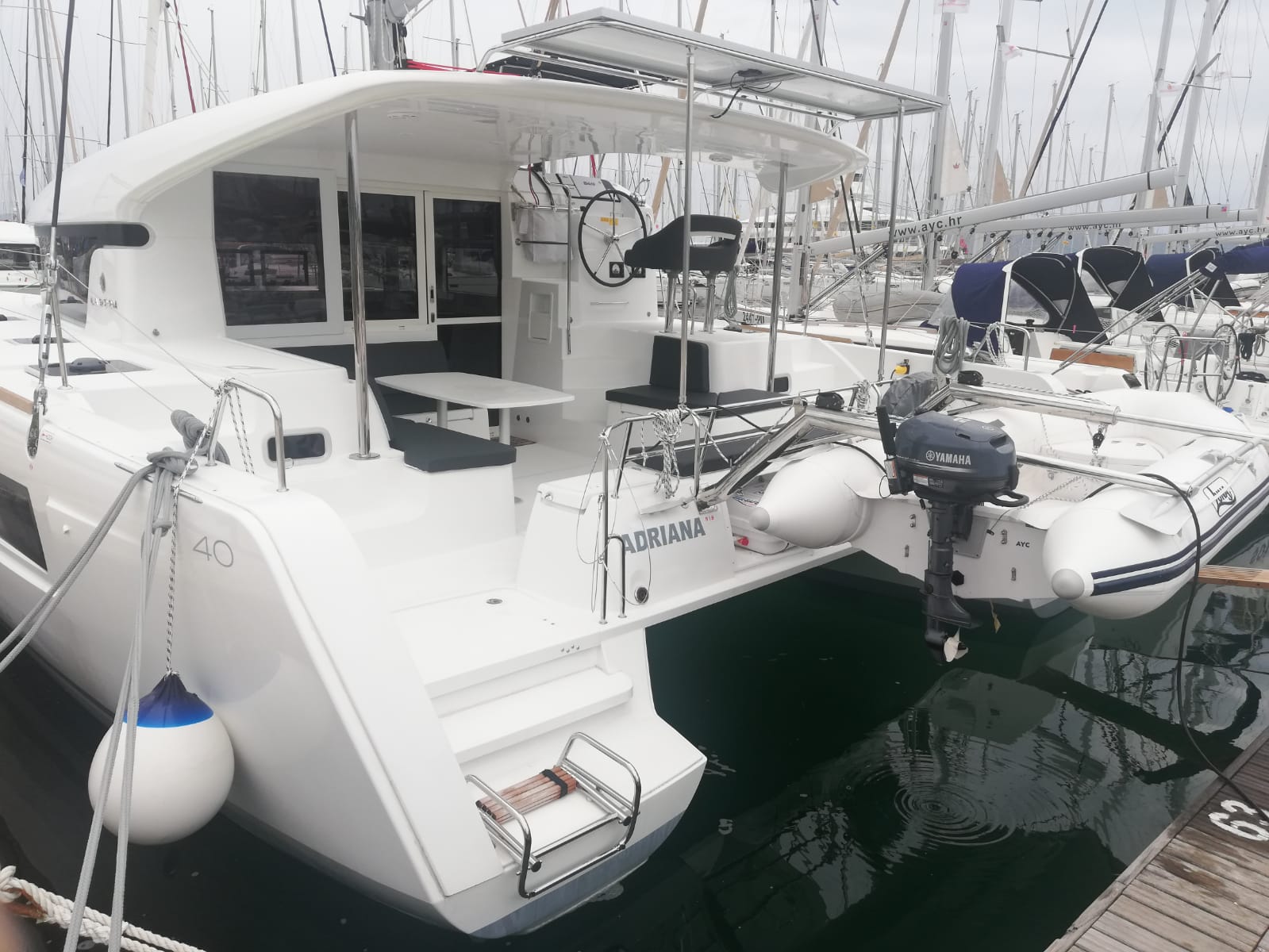 Lagoon 40 — photo 15